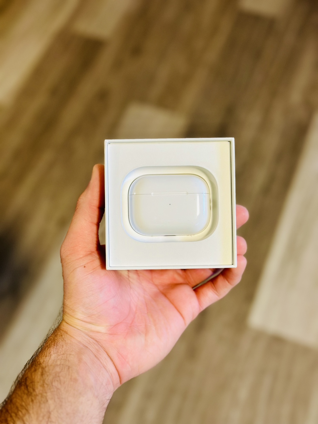 Apple AirPods Pro (2nd Gen) – Like New - photo 3