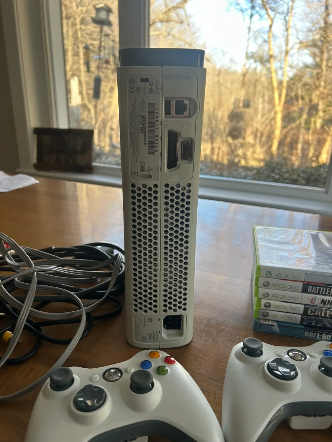 Xbox 360 with 2 Controllers & Games image indicator(4)