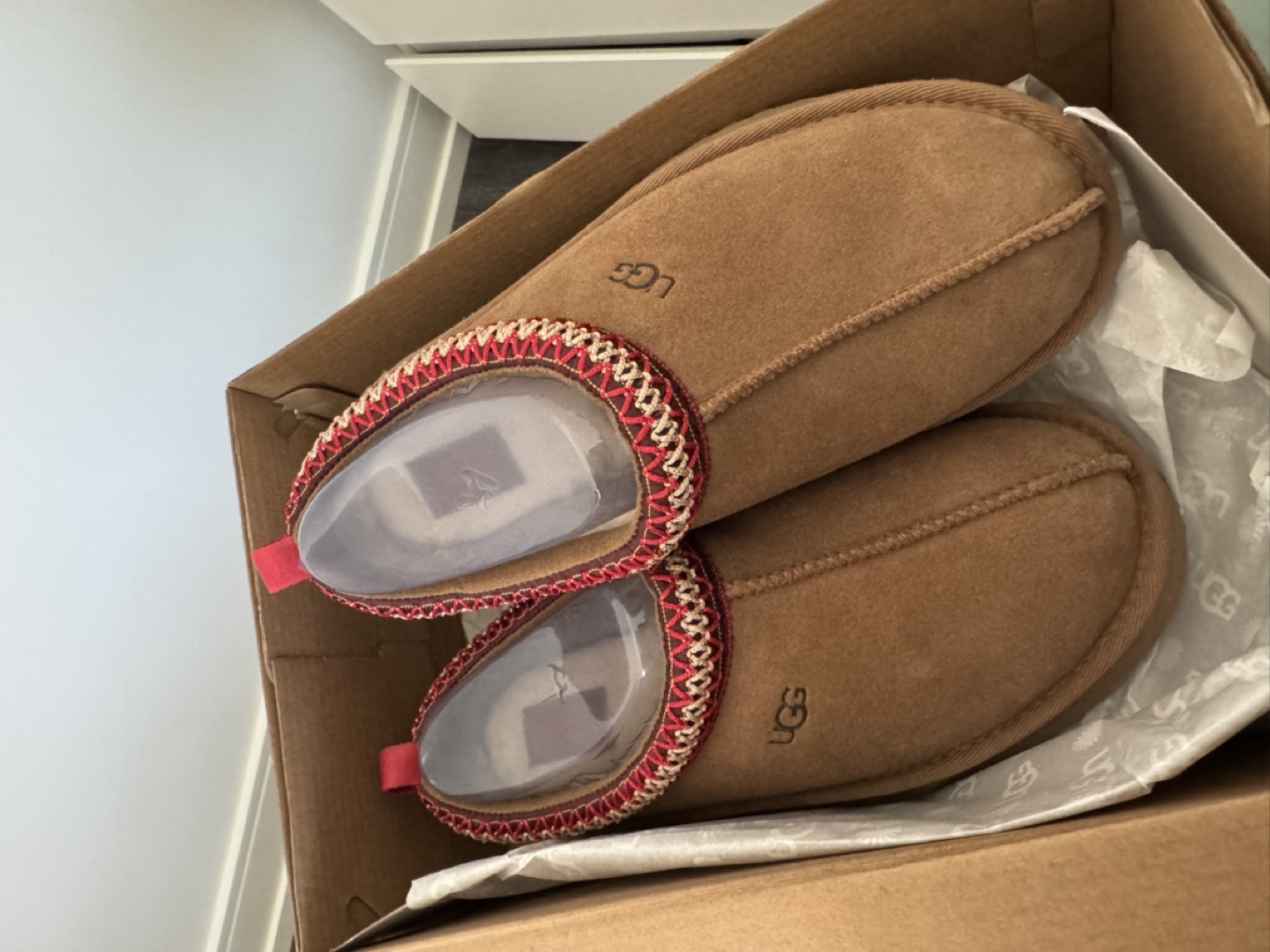 UGG Tasman Slippers women’s size 6 - photo 2
