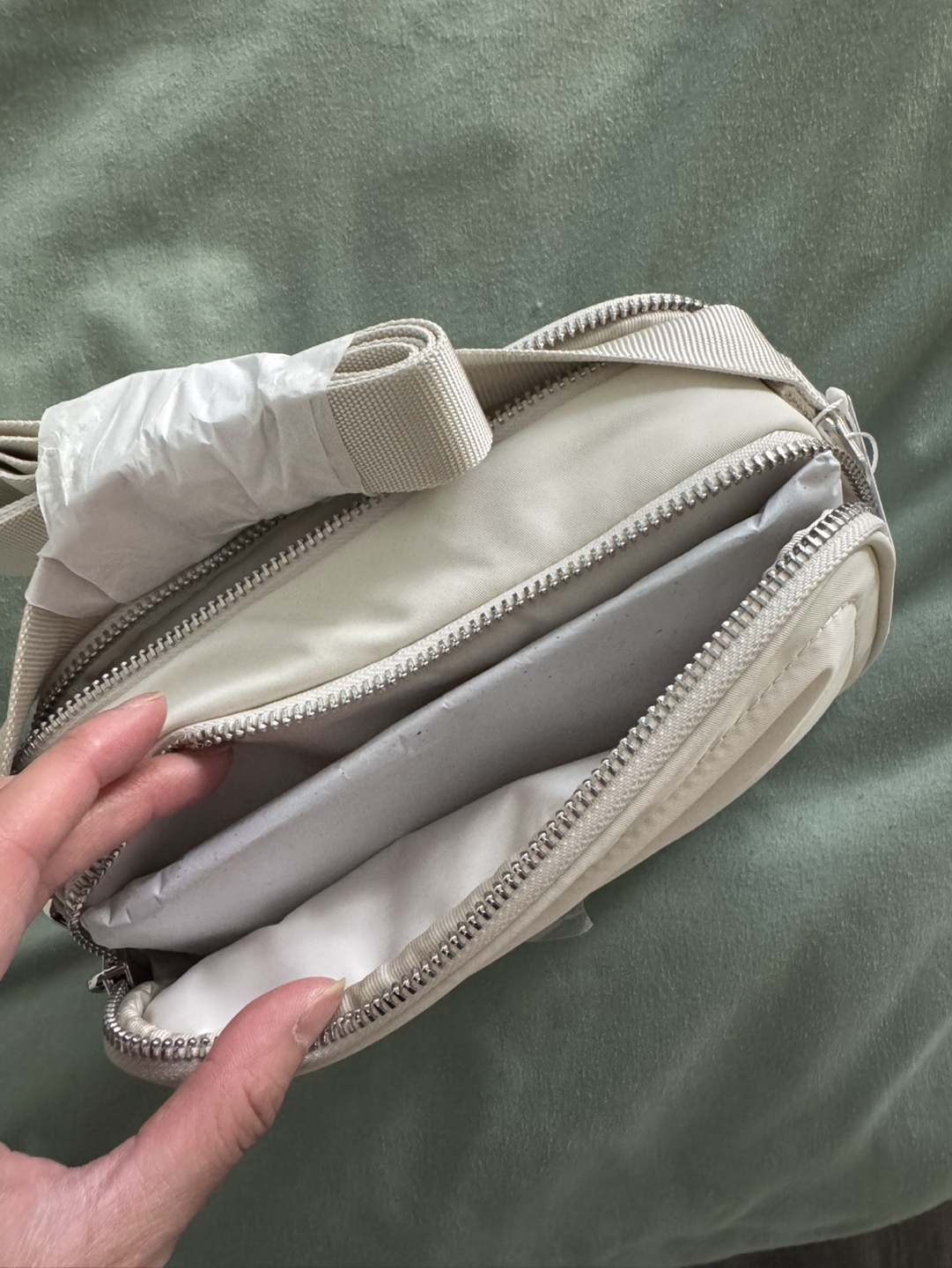 Lululemon Crossbody Bag - Off-White - photo 3