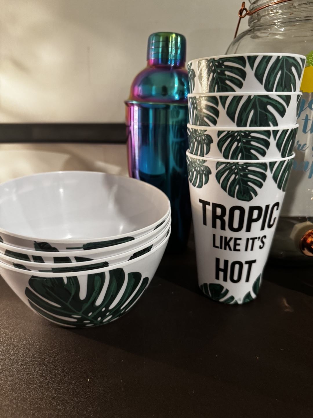 Tropical Themed Party Supplies Bundle💚 - photo 2