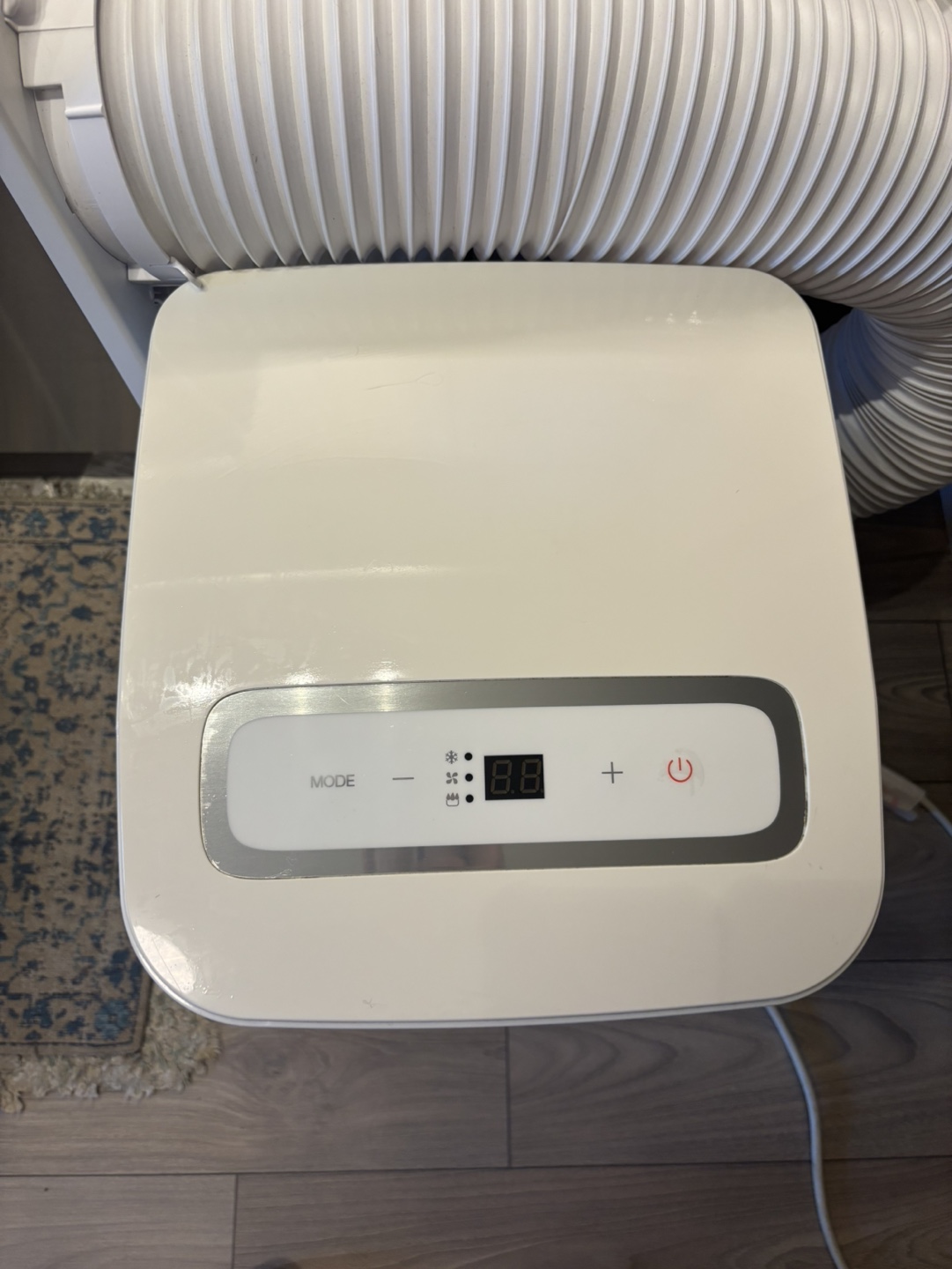 3 in 1 Air Conditioner, Fan, Dehumidifier! Like-New! - photo 5