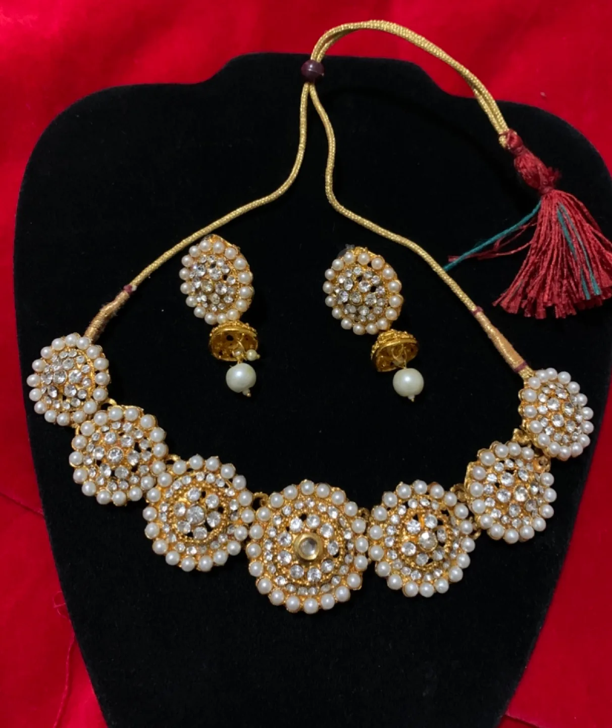 Gorgeous Pearl and Crystal Choker Necklace Set thumbnail