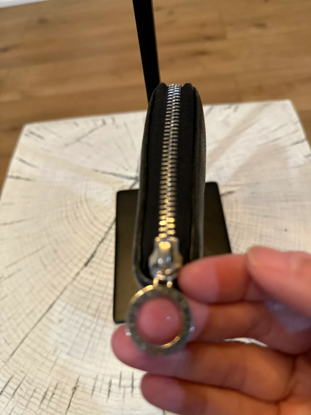 Authentic Preloved  Bvlgari Black Zip-Around Wallet image indicator(3)