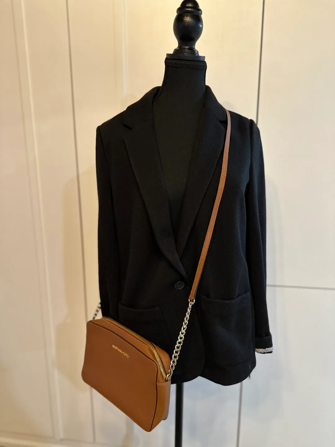 Authentic Michael Kors Brown Leather Crossbody Bag image indicator(6)