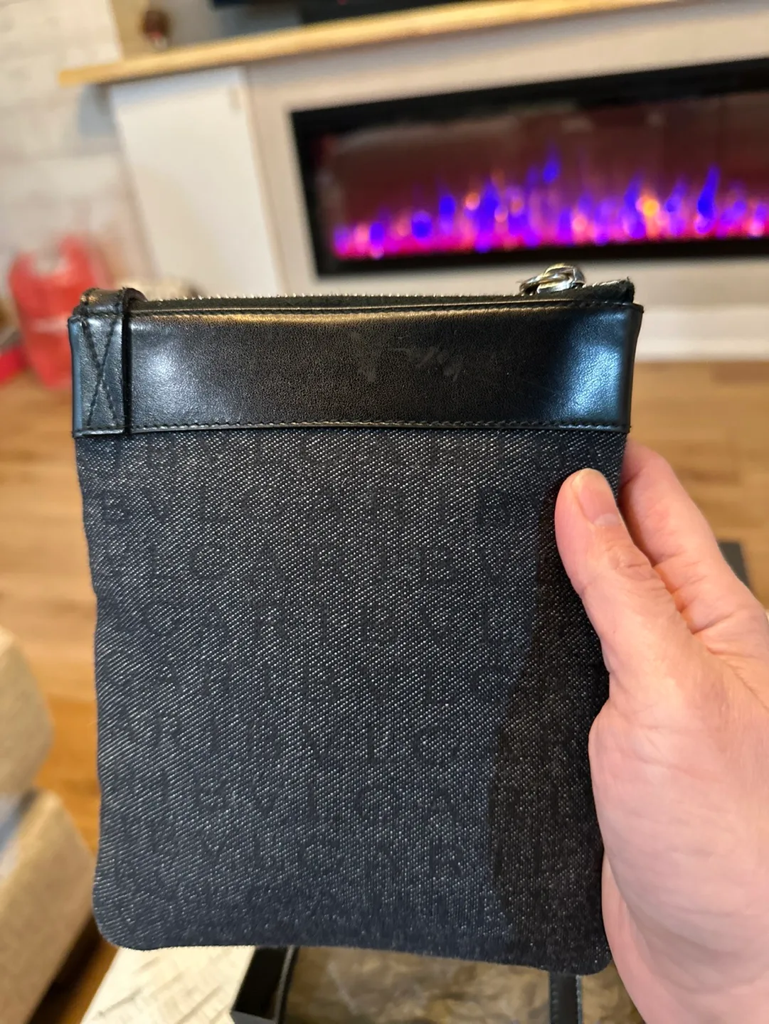 Authentic BVLGARI Black Leather and Denim Crossbody Bag image indicator(8)