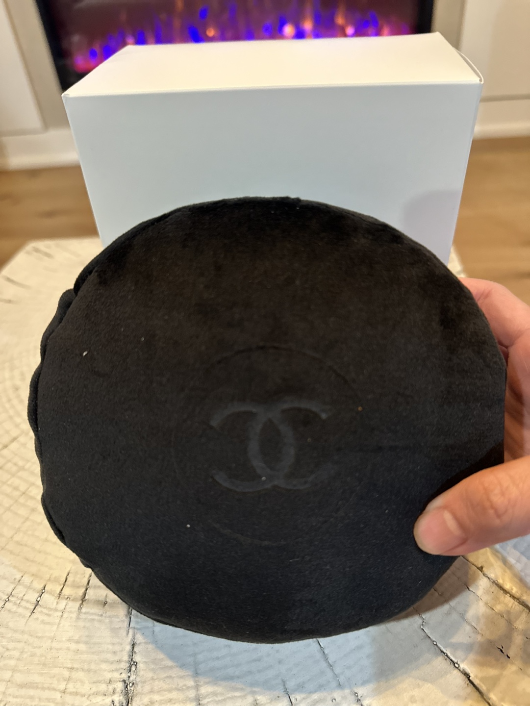 Chanel Black Velvet Sleep Mask with Case - photo 2