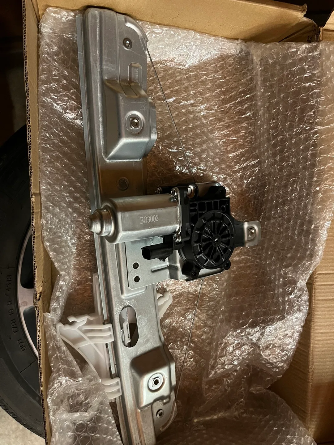 Left side Car Window Regulator image indicator(2)