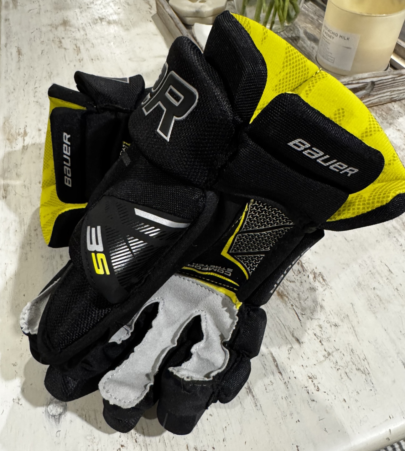 Bauer Supreme S21 14" Senior Hockey Gloves
