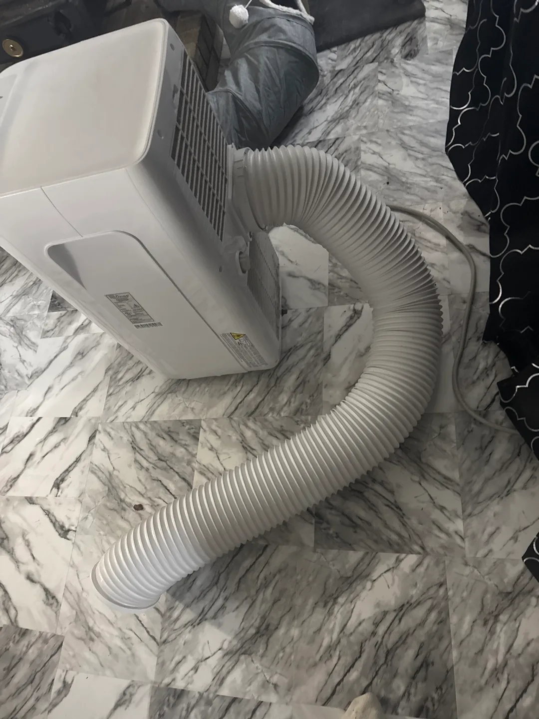 Portable Air Conditioner with Exhaust Hose image indicator(2)