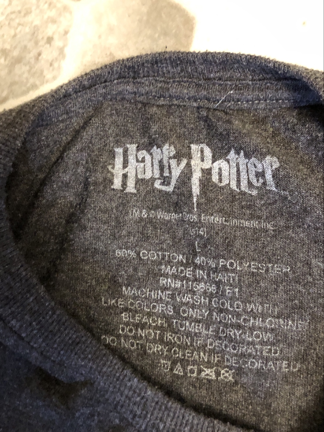 Harry Potter Hogwarts T-Shirt - photo 2