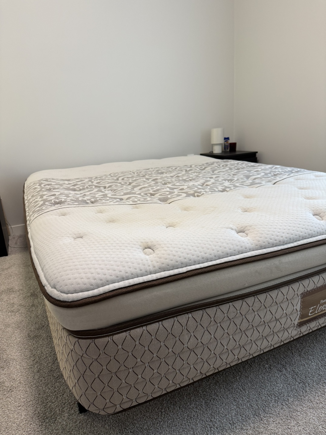 Mattress + bed frame - photo 4
