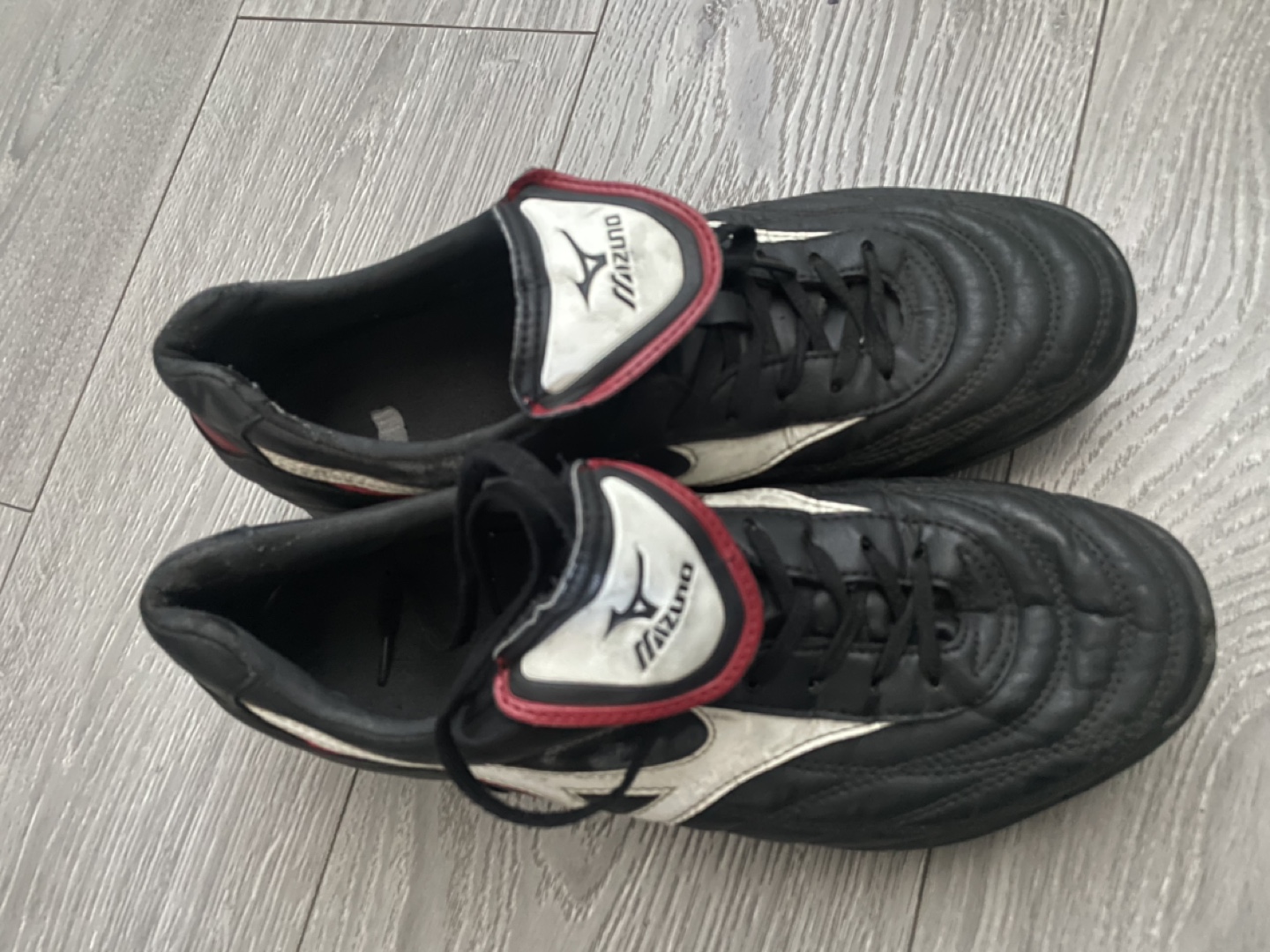 Mizuno Men's Black Football Boots Size US 9 - photo 3