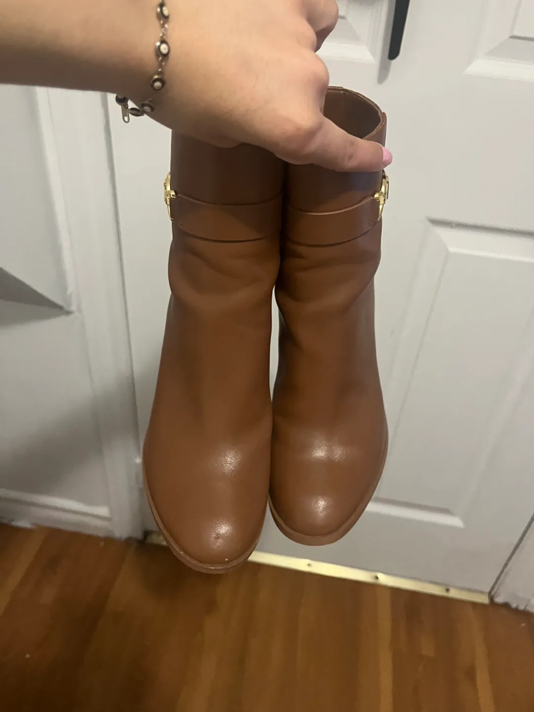 Michael Kors Boots image indicator(2)