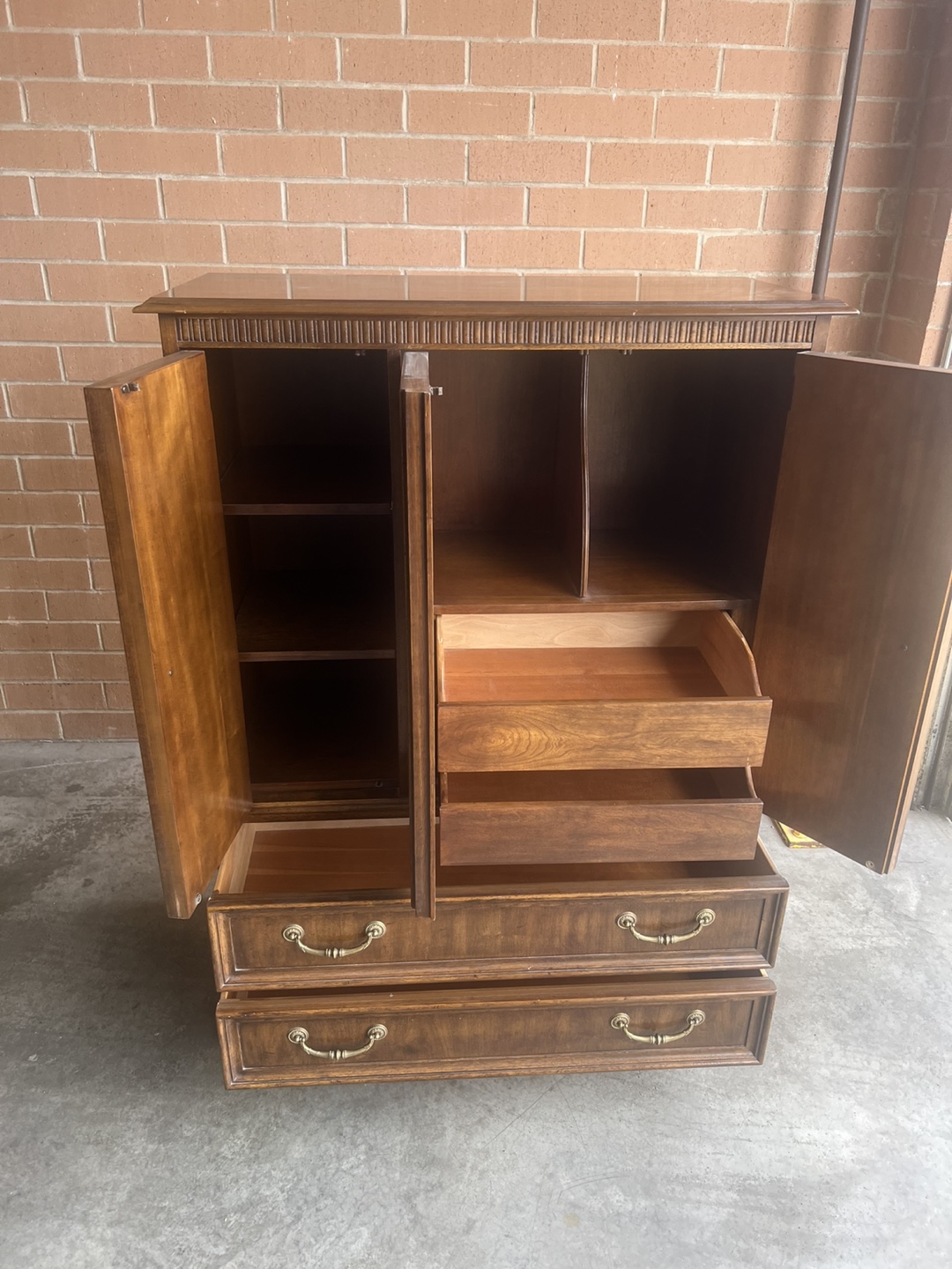 Drexel Armoire Wardrobe Dresser - photo 3