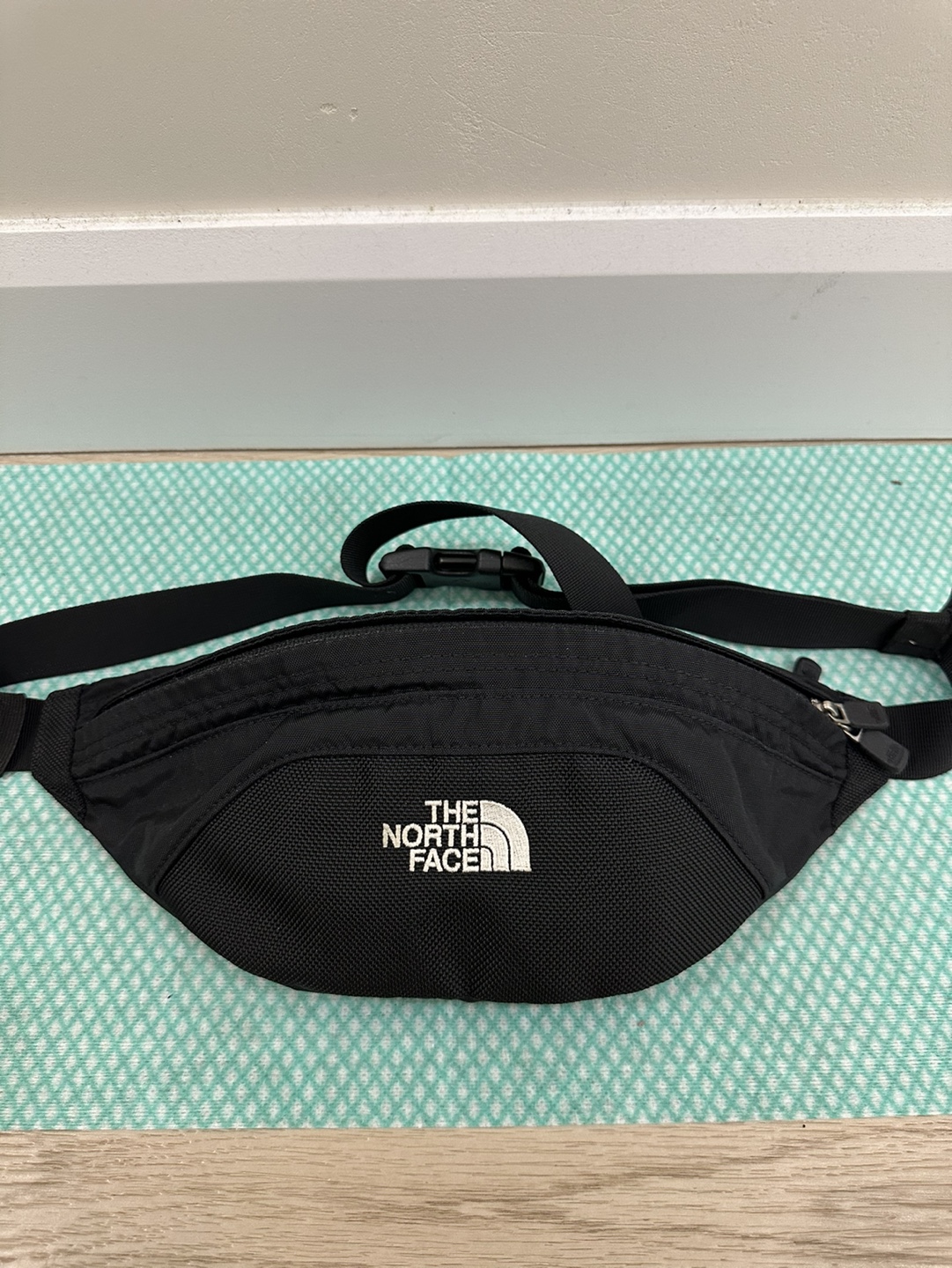 The North Face Black porch Bag