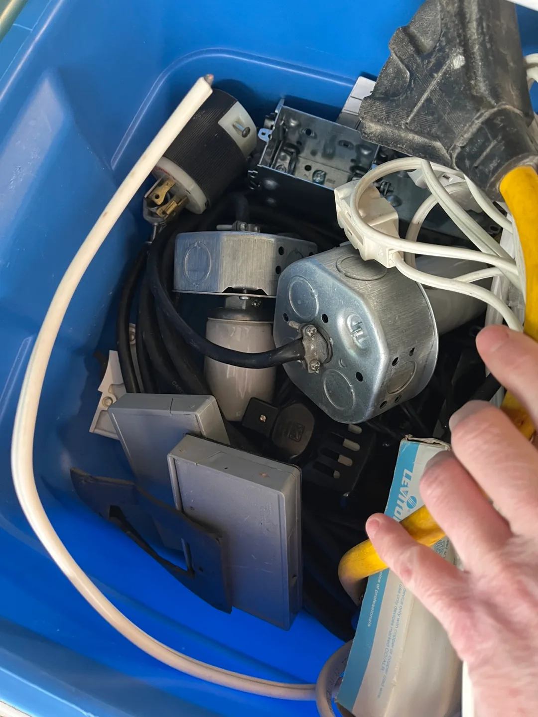 Assorted Electrical Parts and Wiring image indicator(4)