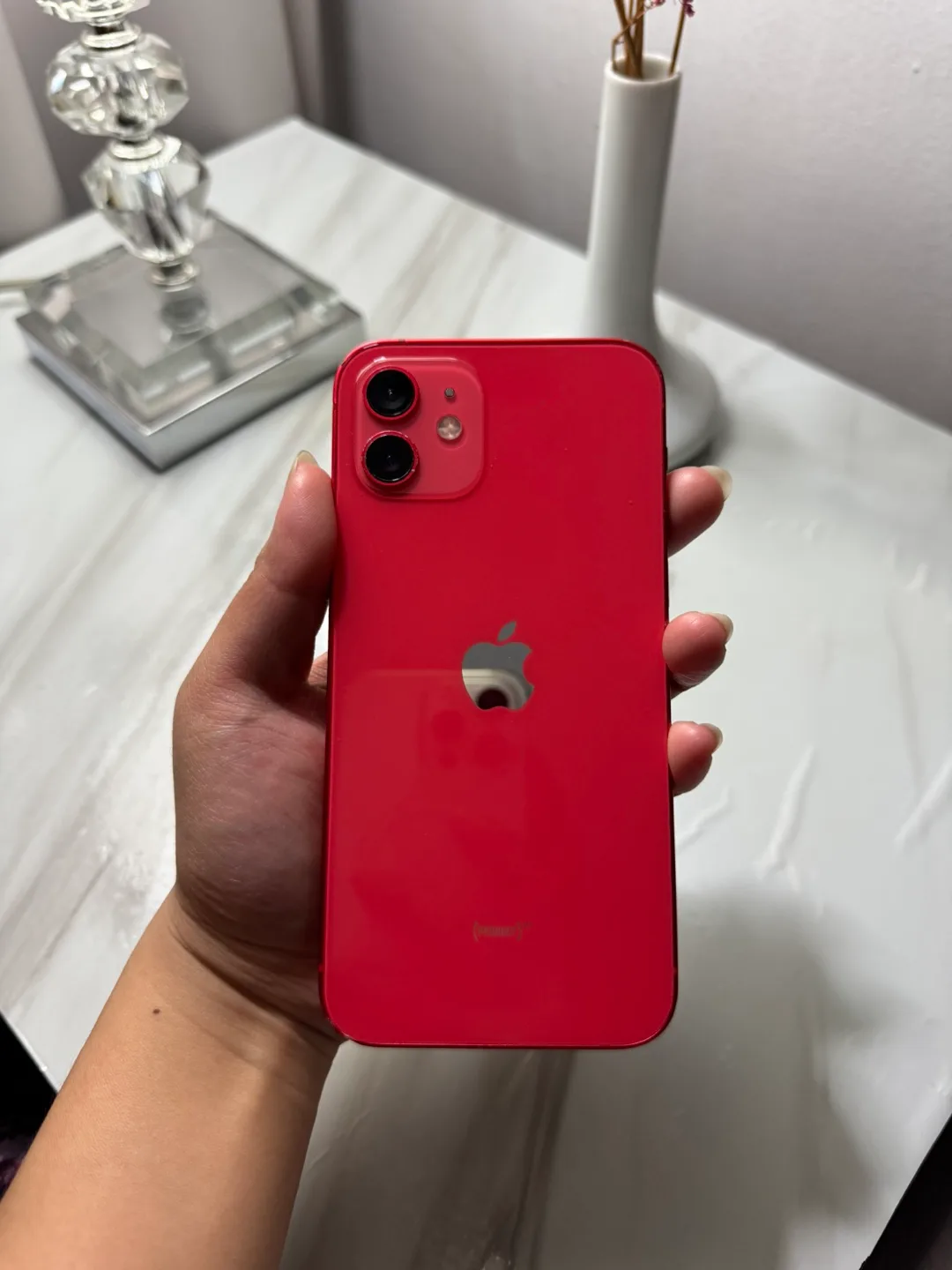 iPhone 12 256GB - Product Red image indicator(2)
