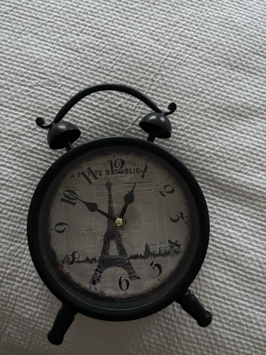 Paris-themed clock