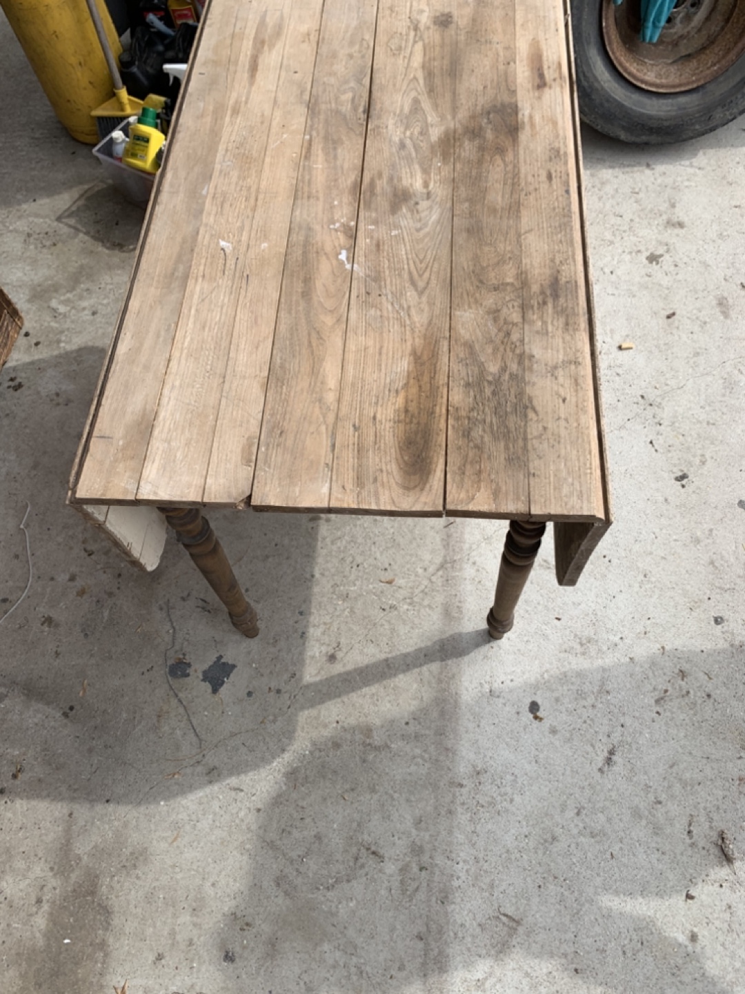 ANTIQUE DROP LEAF TABLE