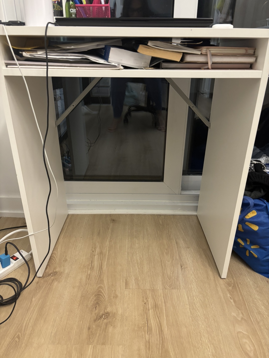 White Computer Desk - photo 2