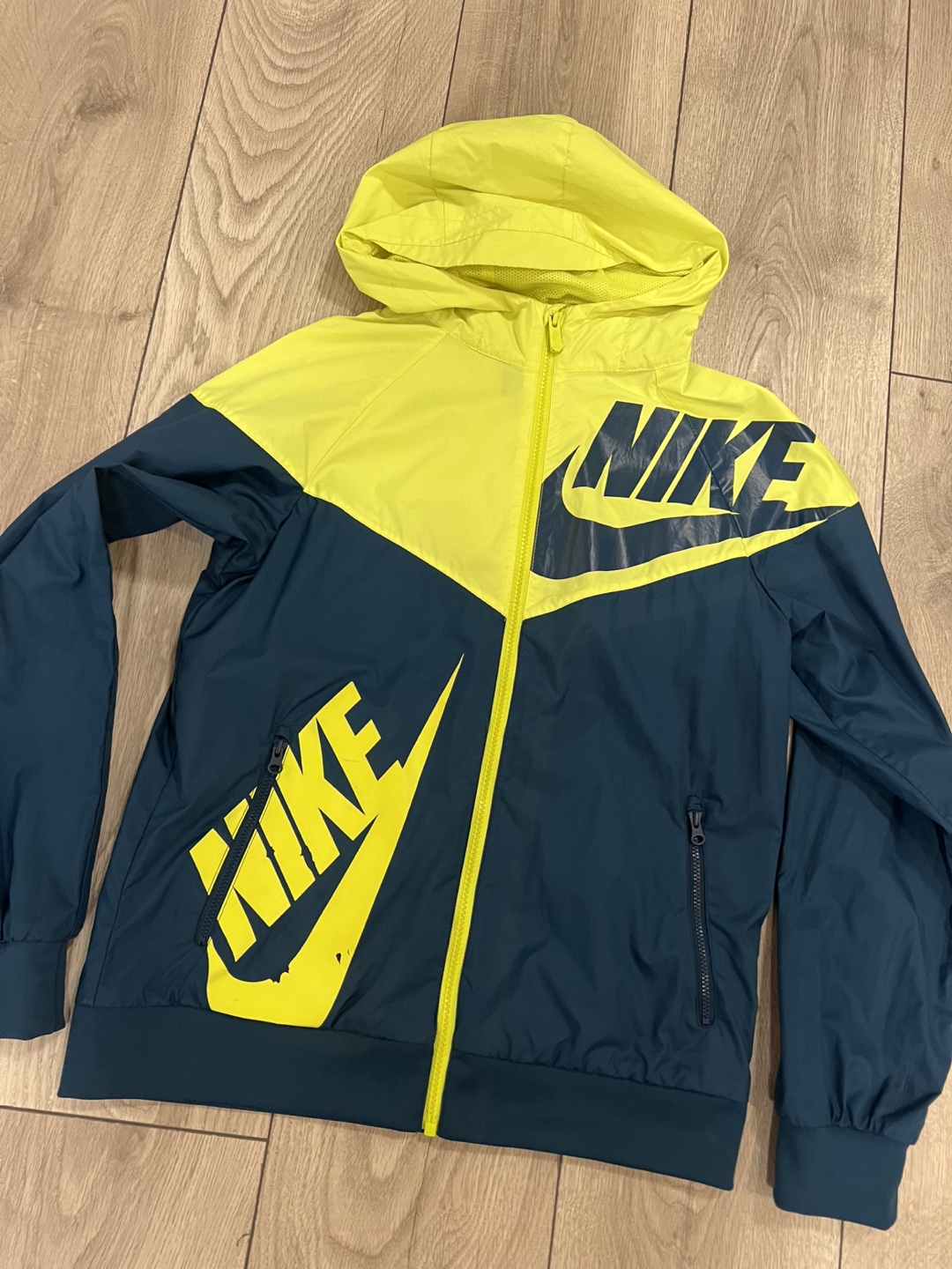 Nike Youth Windbreaker Jacket