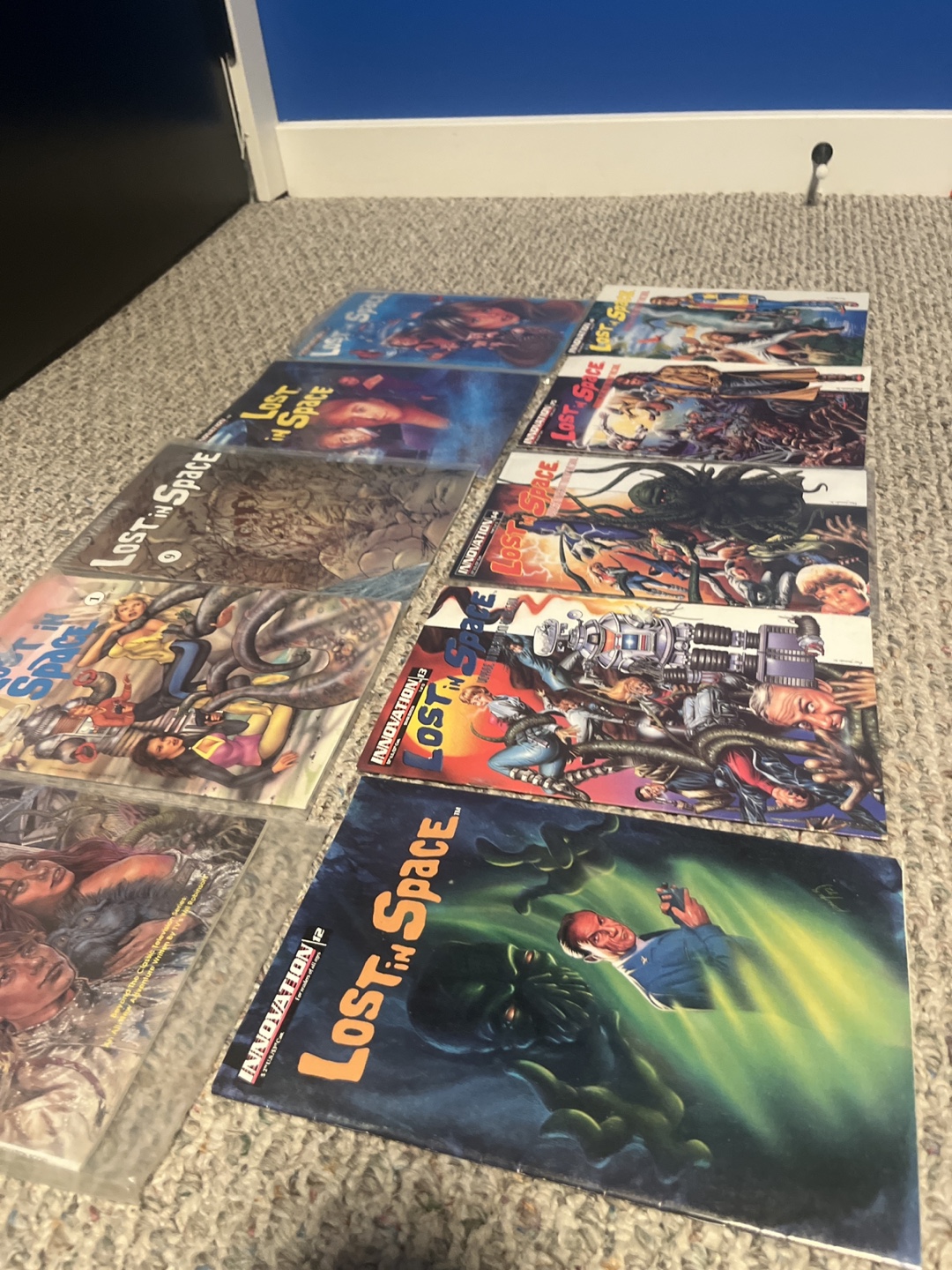 Lost in Space Comic Books - 10 books - photo 3