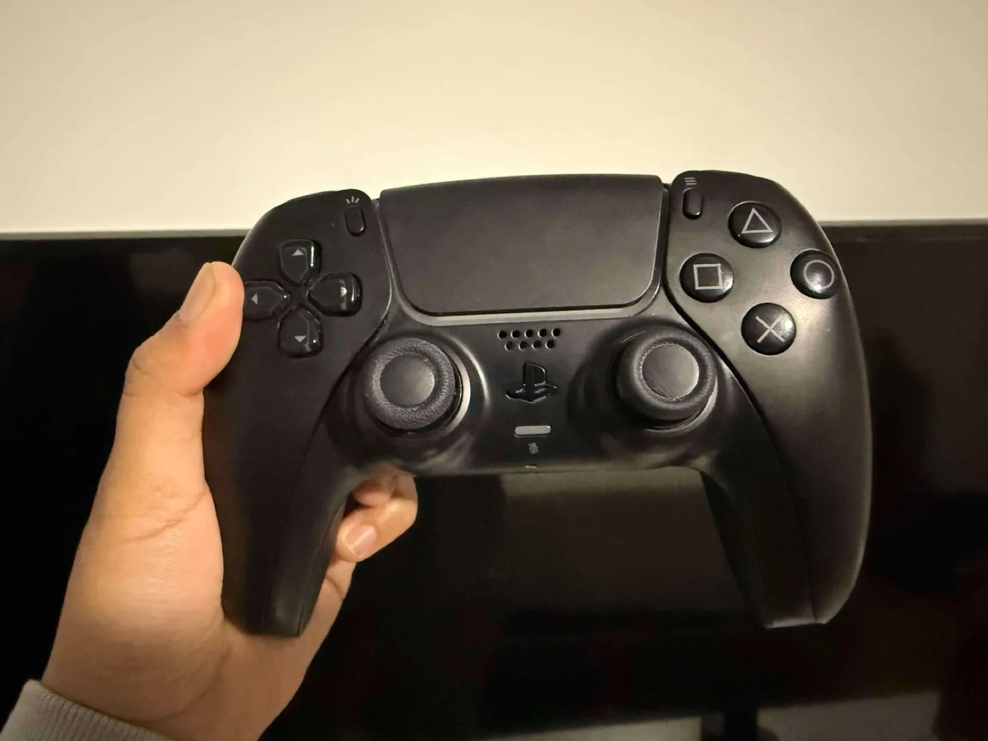 PlayStation 5 DualSense Wireless Controller - Black *NO DRIFTS* image indicator(3)