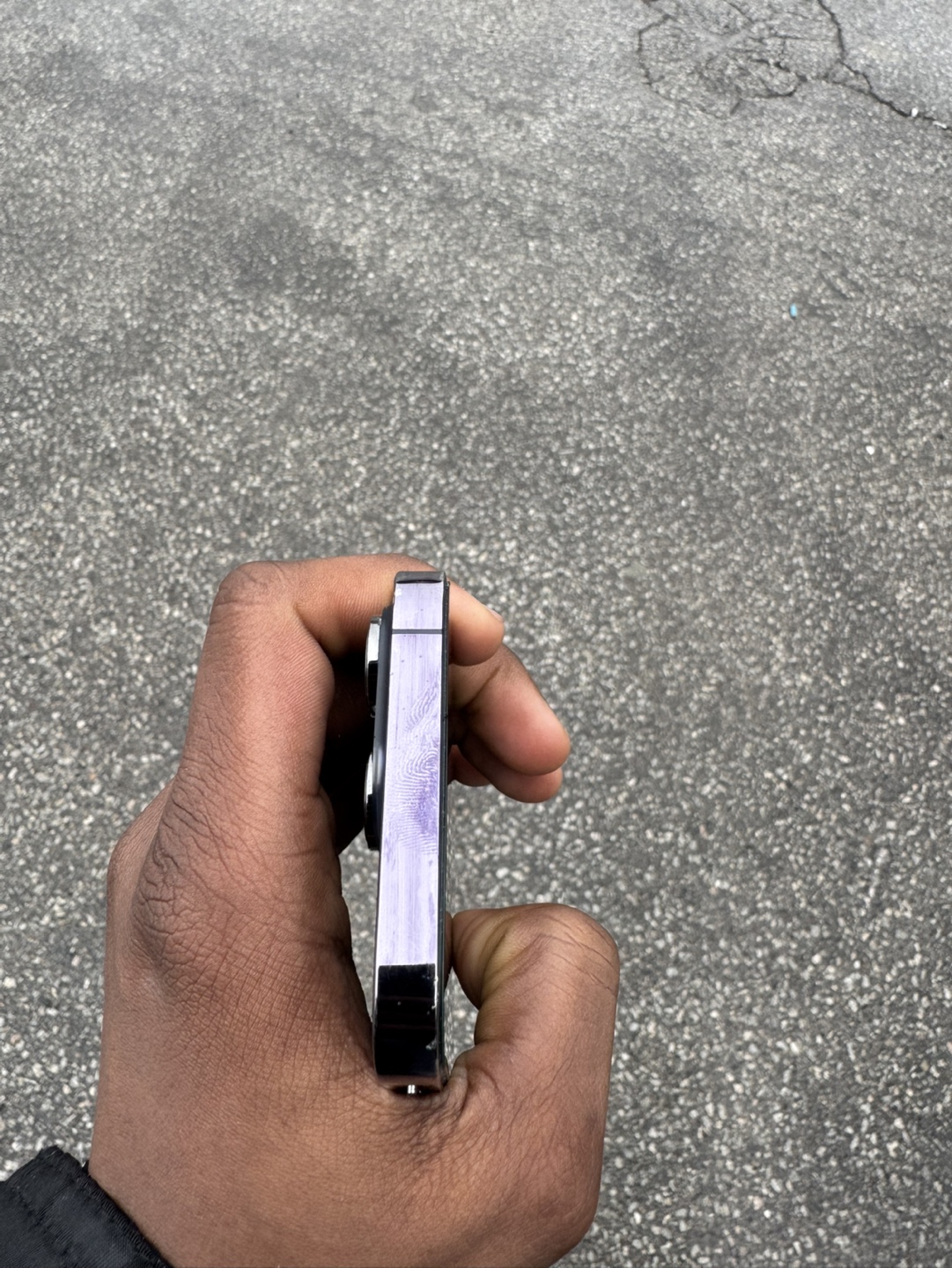 iPhone 14 Pro - photo 3