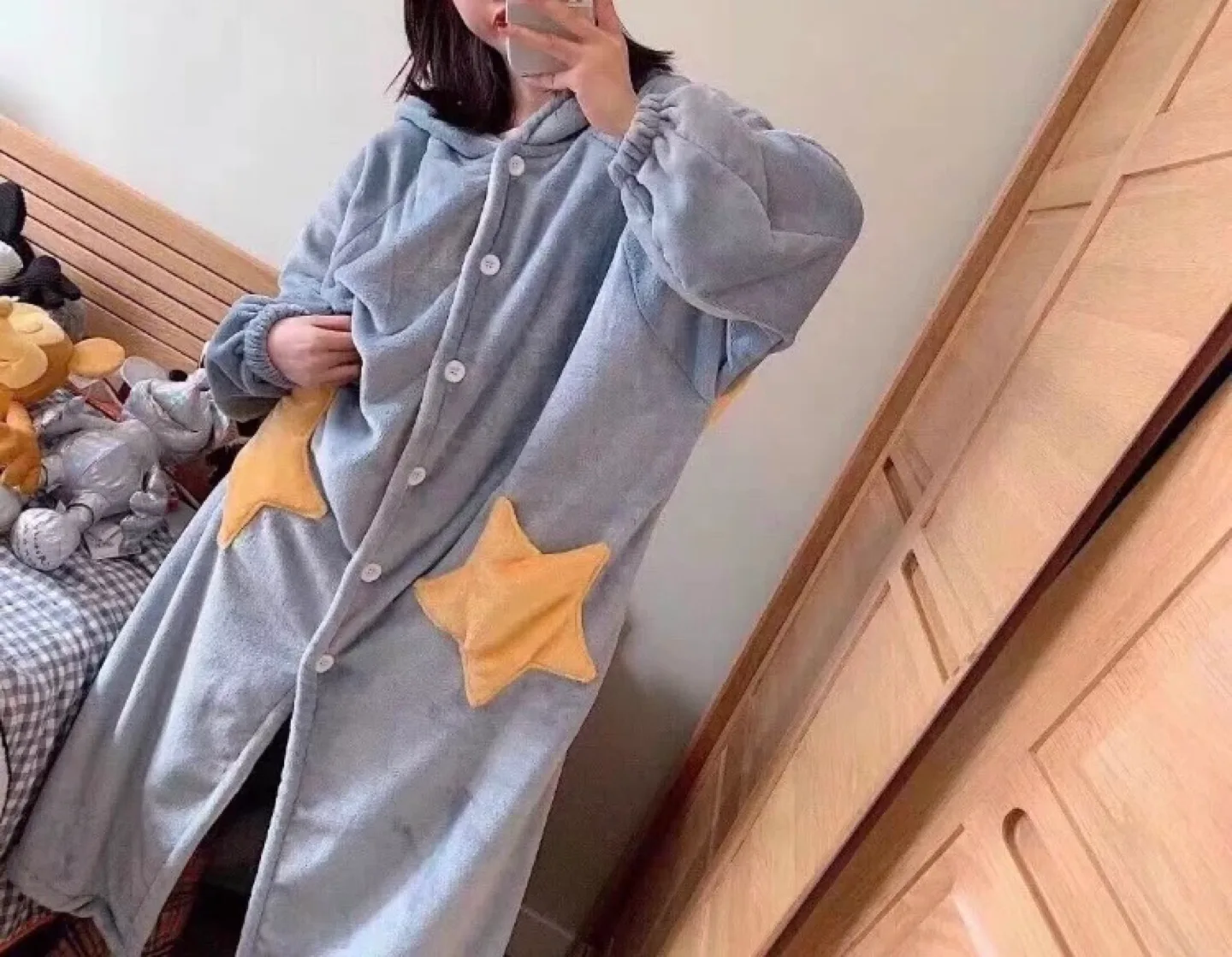 Cozy Fleece Hooded Robe with Star Detail image indicator(2)