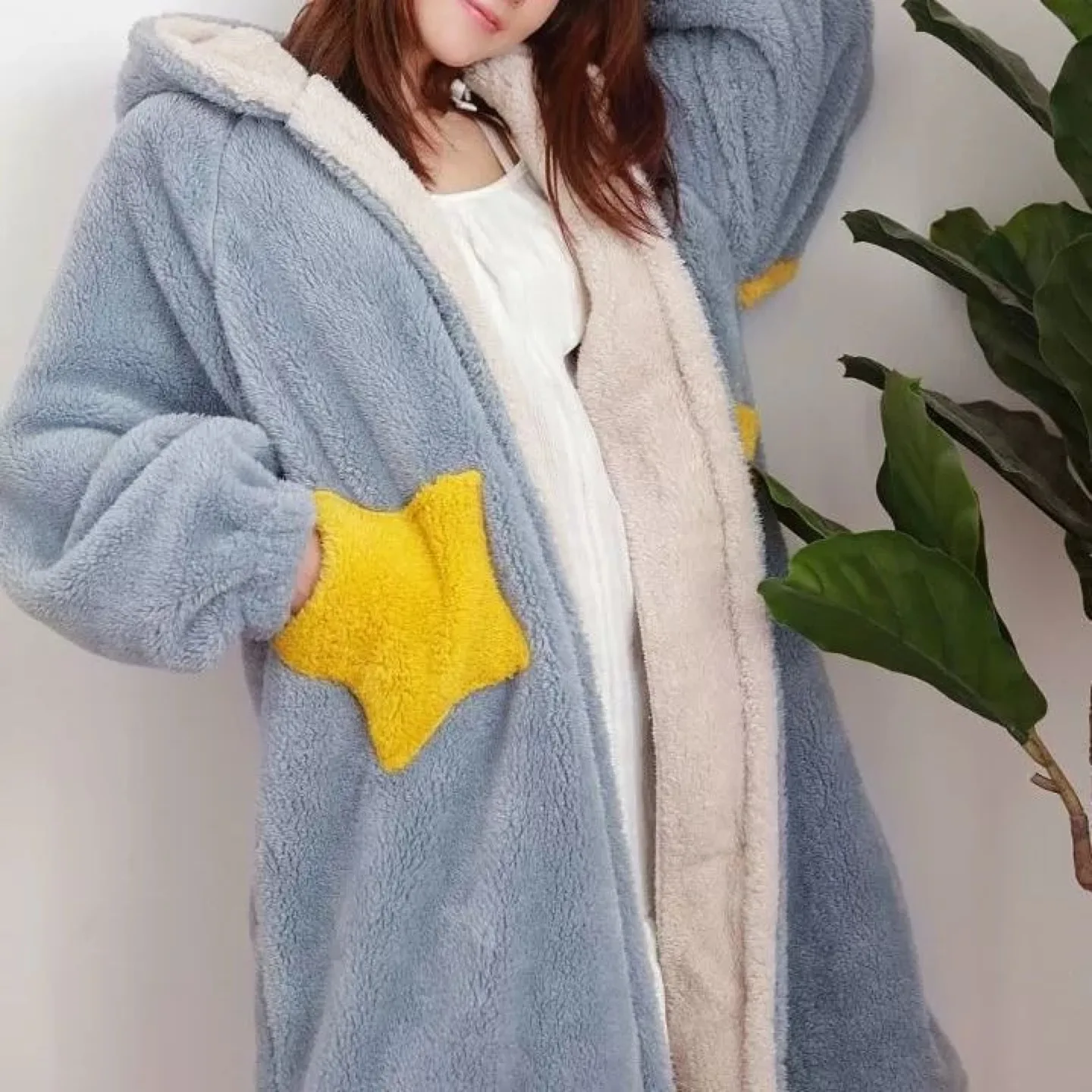 Cozy Fleece Hooded Robe with Star Detail image indicator(4)