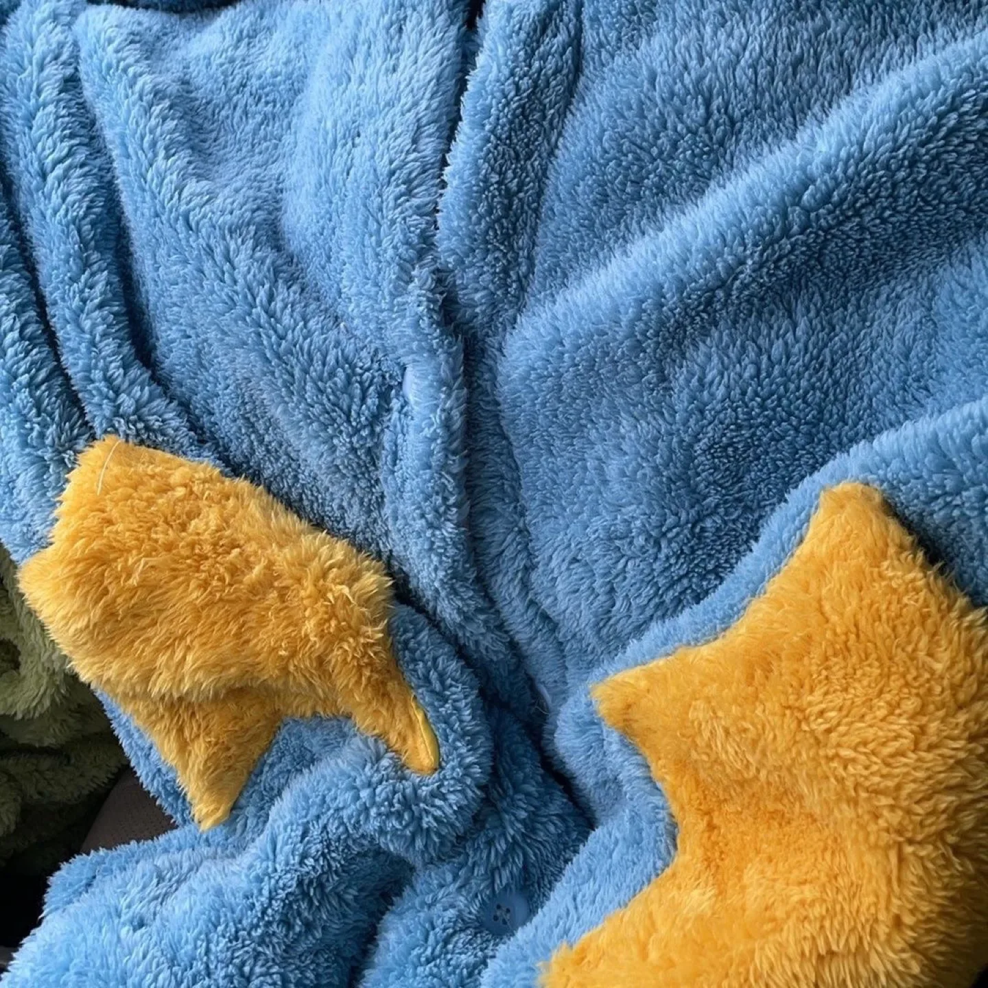 Cozy Fleece Hooded Robe with Star Detail image indicator(7)