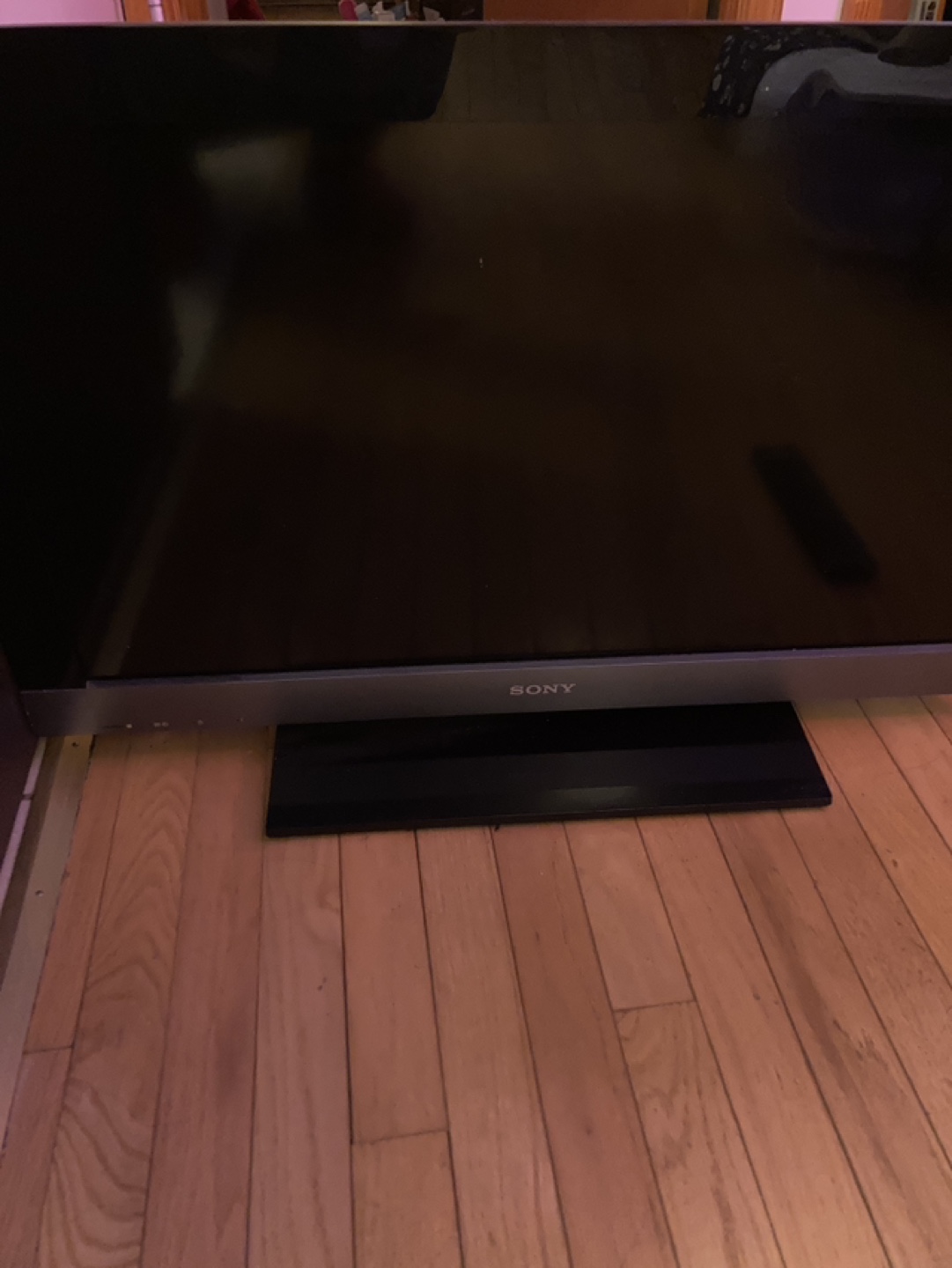 Sony Bravia 32-inch LCD HDTV KDL-32EX500 - photo 3