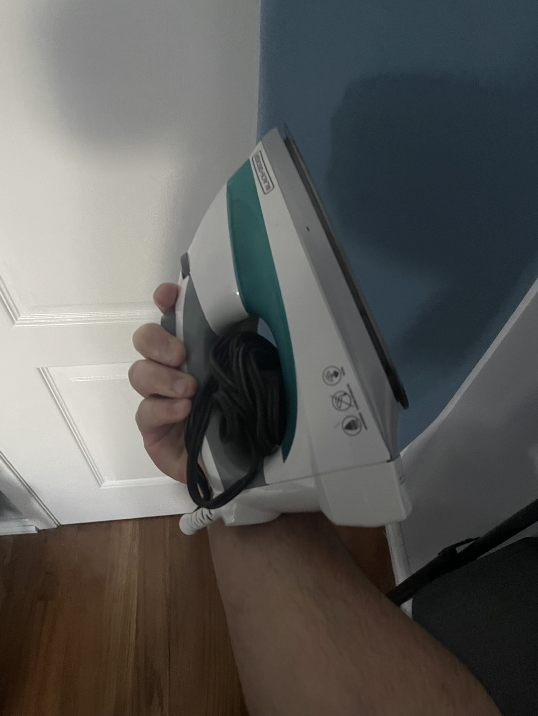 Iron with board and Over-the-Door Ironing Board holder - photo 2