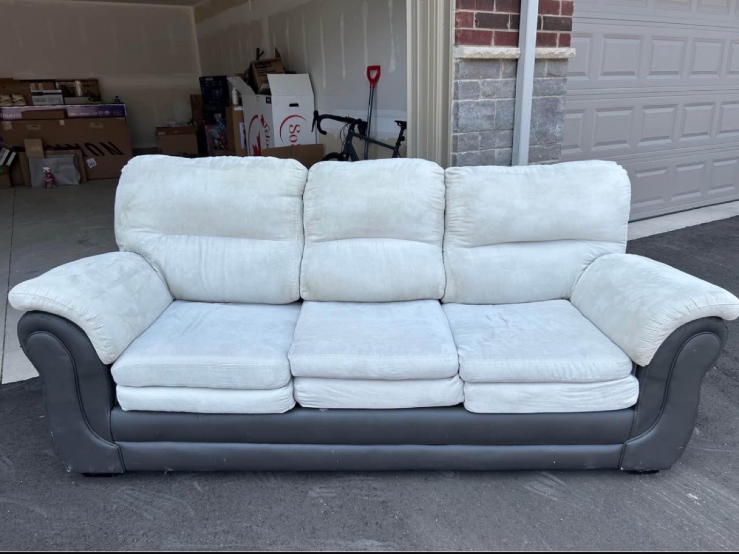 Three-seater sofa - Off-white and grey - photo 2