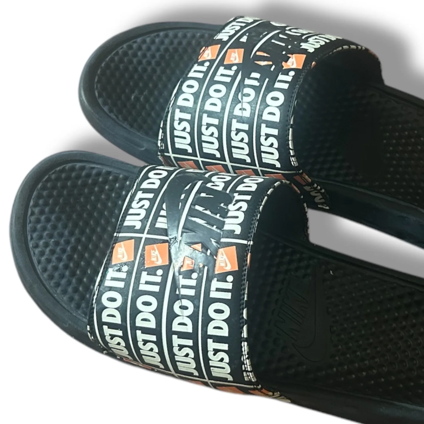 Nike Benassi Just Do It Slides US Men’s 14 image indicator(4)