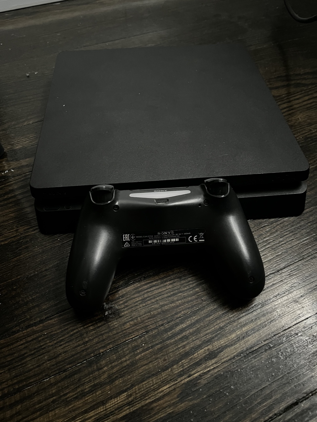 PlayStation 4 - photo 3