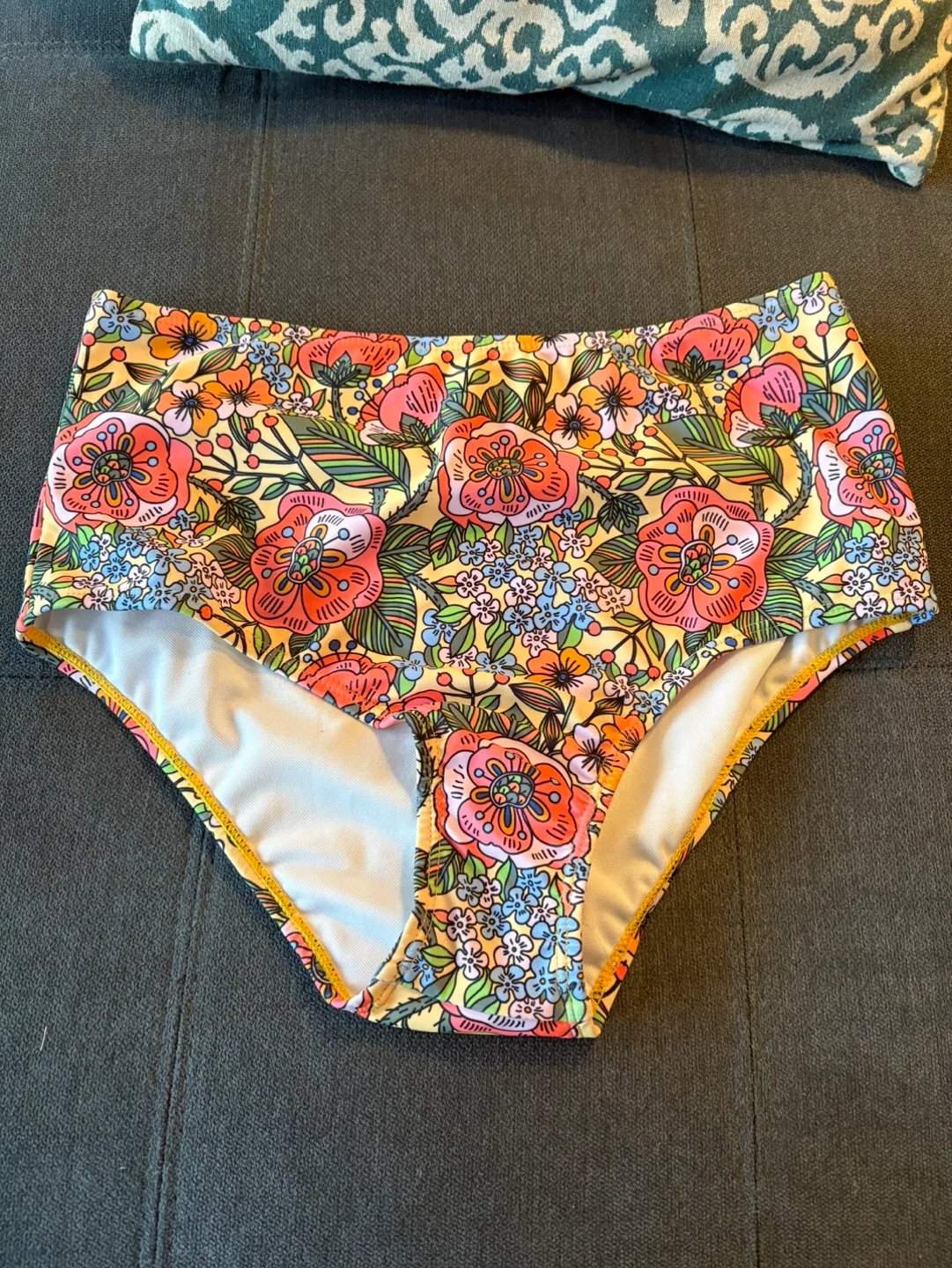 SHEIN Floral Bikini Set, Large image indicator(2)