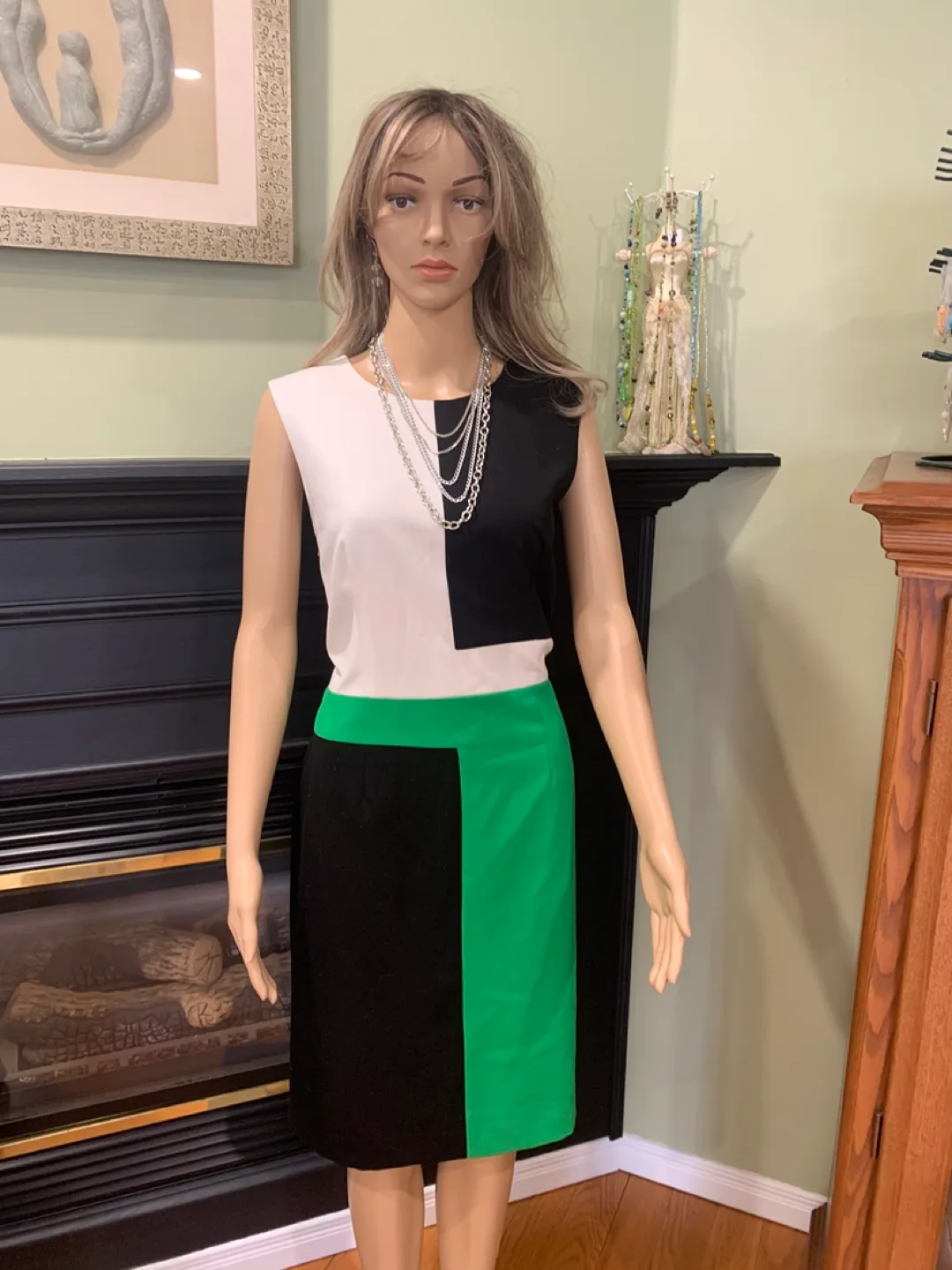 Dress, size 12 image indicator(2)