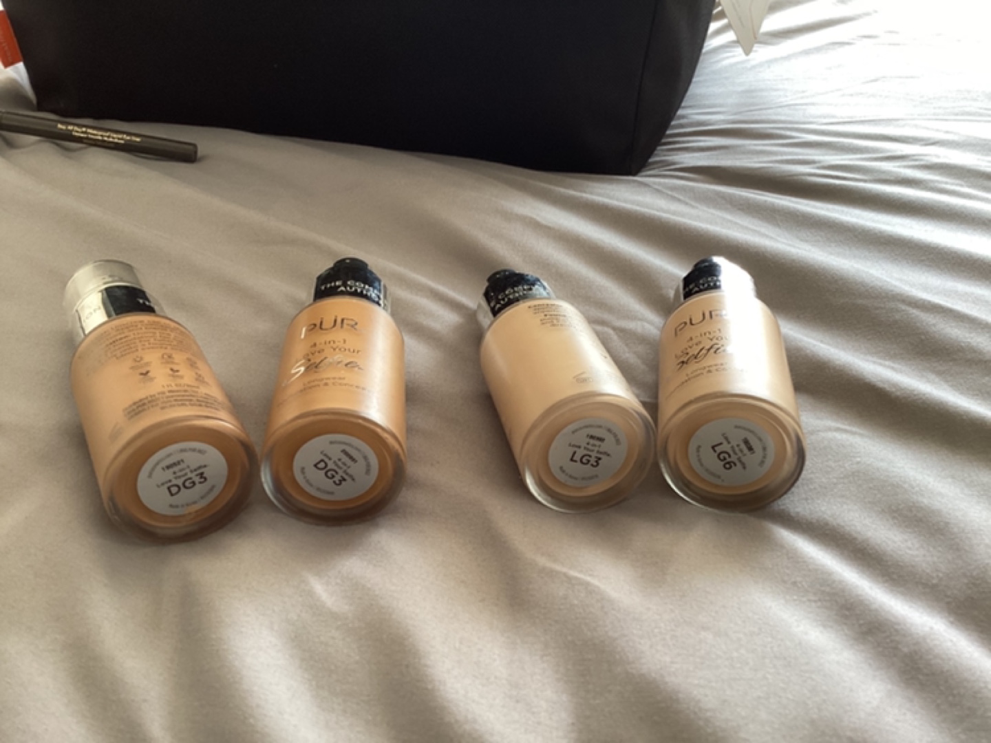 PUR 4-in-1 Love Your Selfie Foundation - photo 2