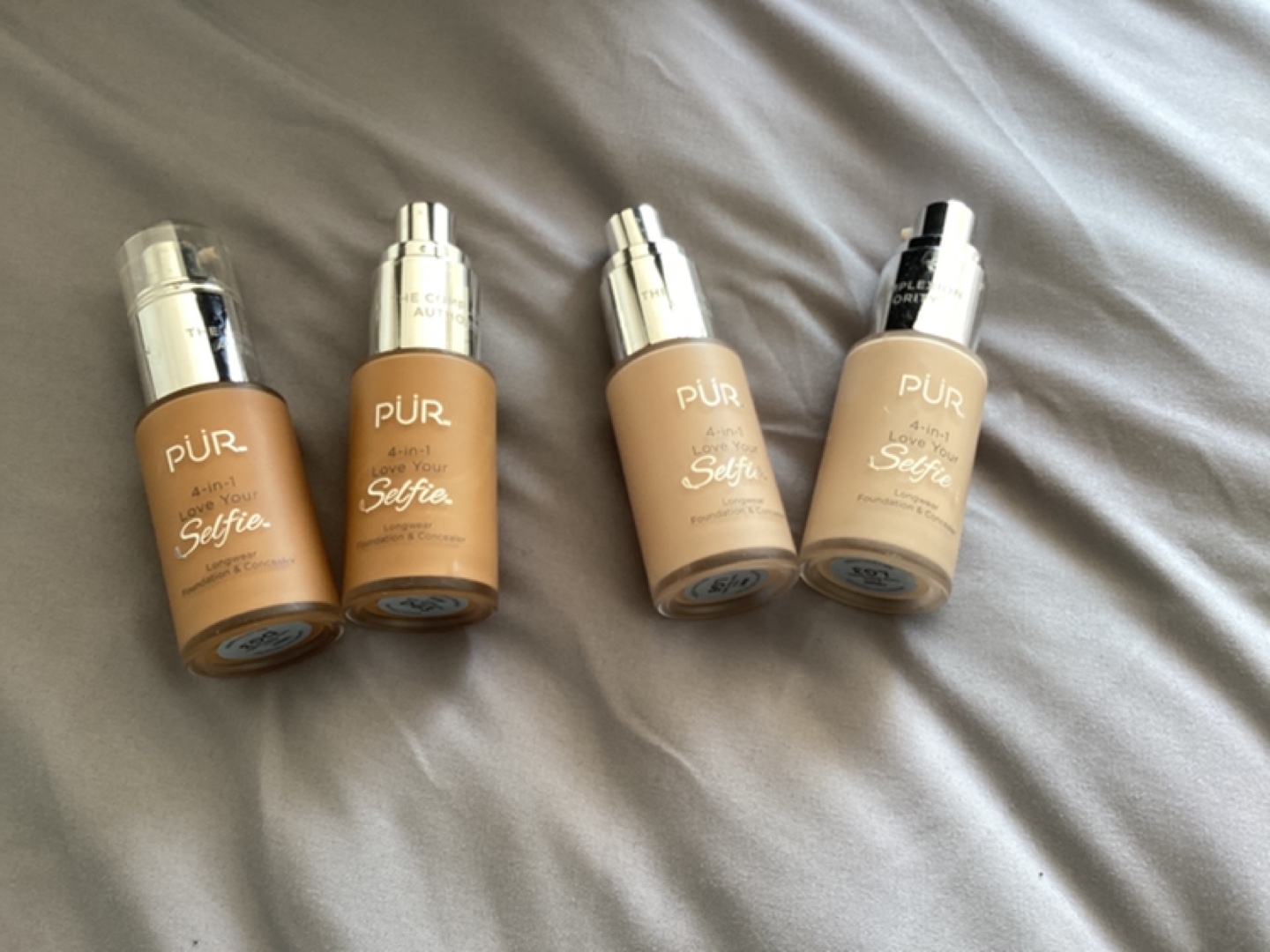 PUR 4-in-1 Love Your Selfie Foundation