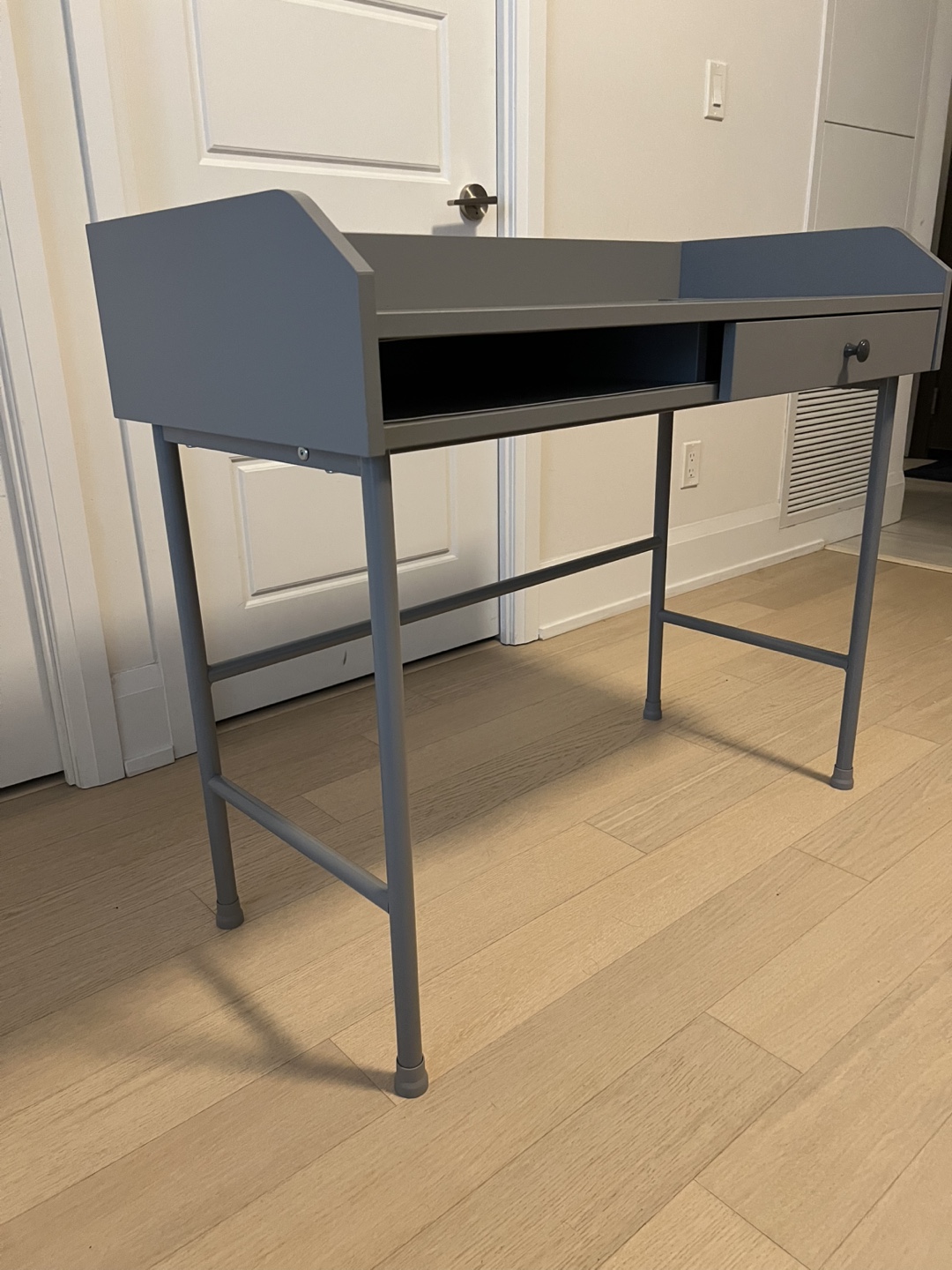 Grey computer Desk with