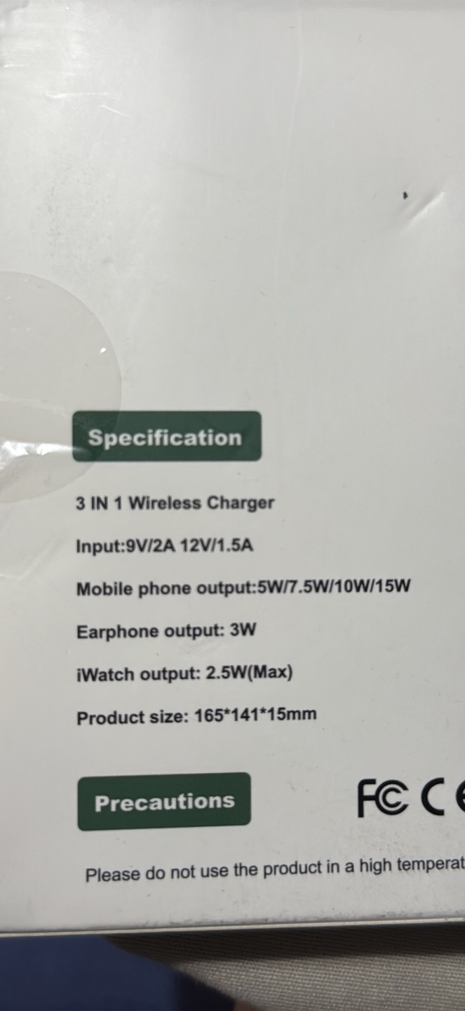 3-in-1 Wireless Charging Station - photo 4