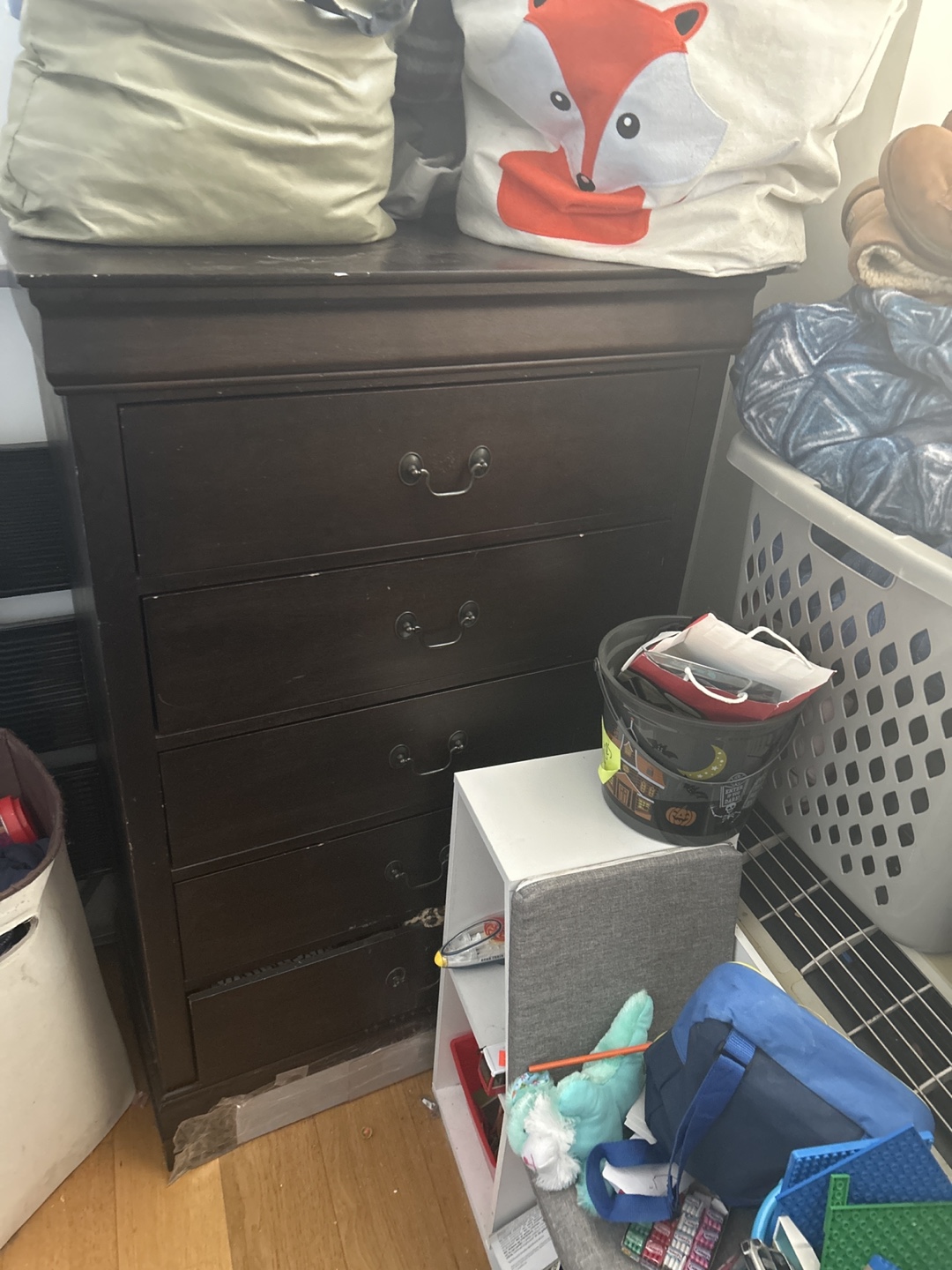 Dark Wood 5-Drawer Chest
