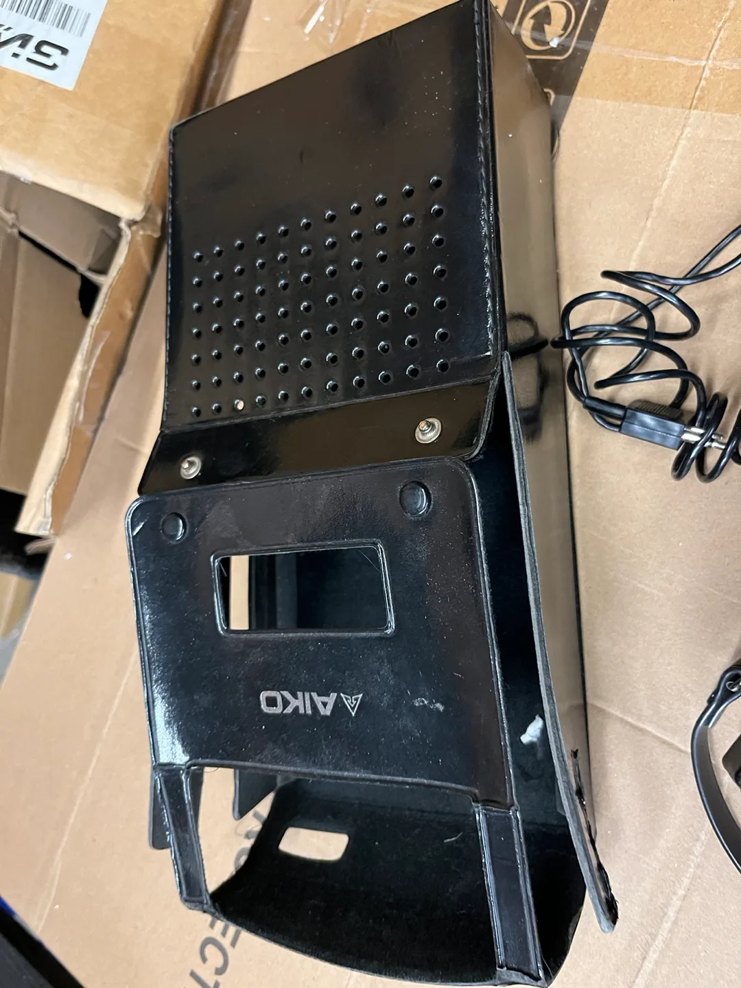 Vintage Aiko Cassette Recorder with Carrying Case image indicator(4)