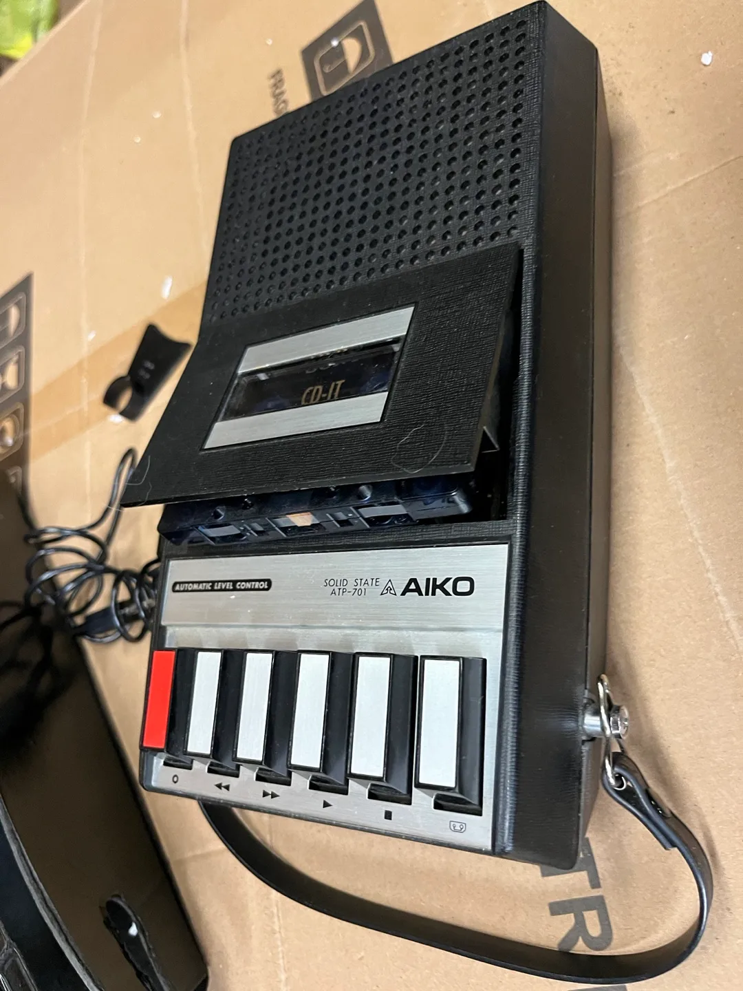 Vintage Aiko Cassette Recorder with Carrying Case image indicator(3)