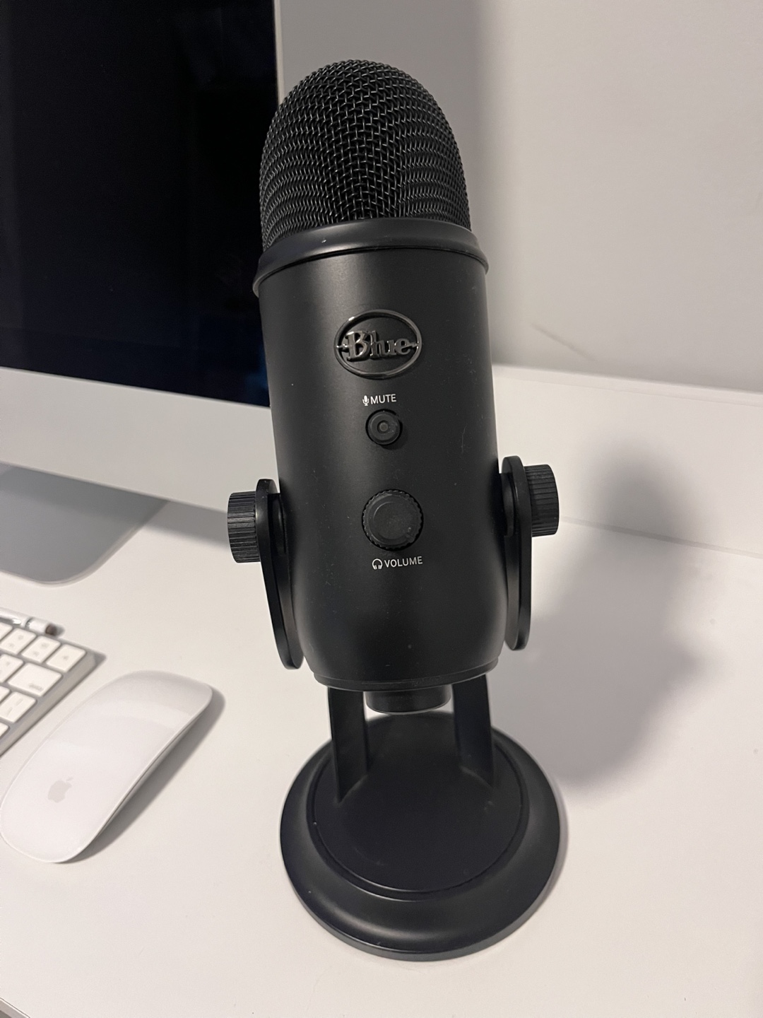 Blue Yeti USB Microphone - Black - photo 3