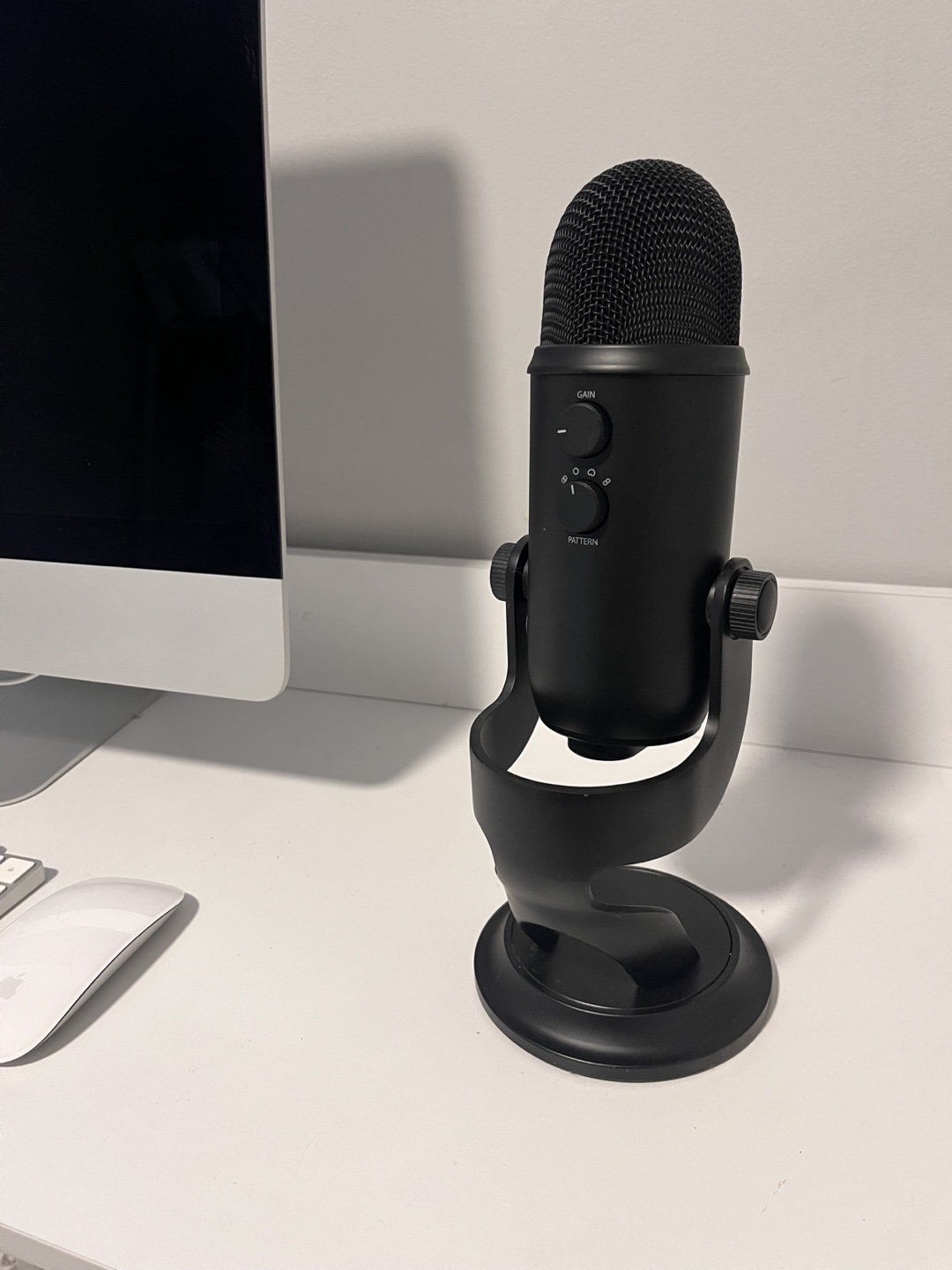 Blue Yeti USB Microphone - Black