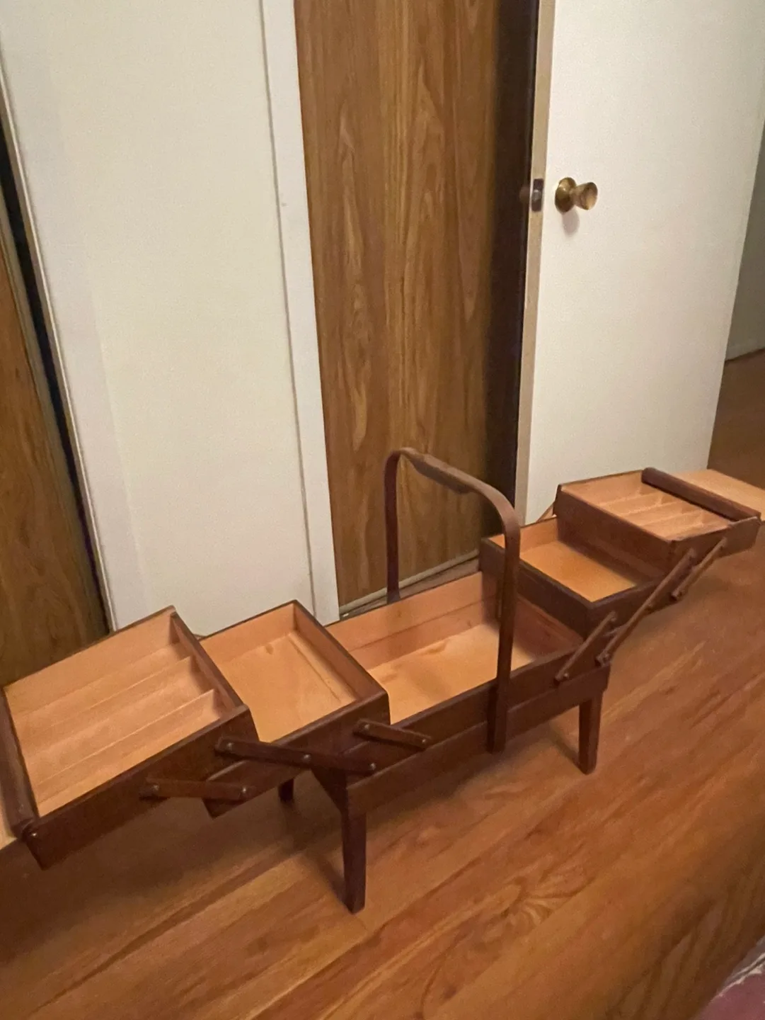 Vintage Wooden Sewing Box with Carry Handle image indicator(3)