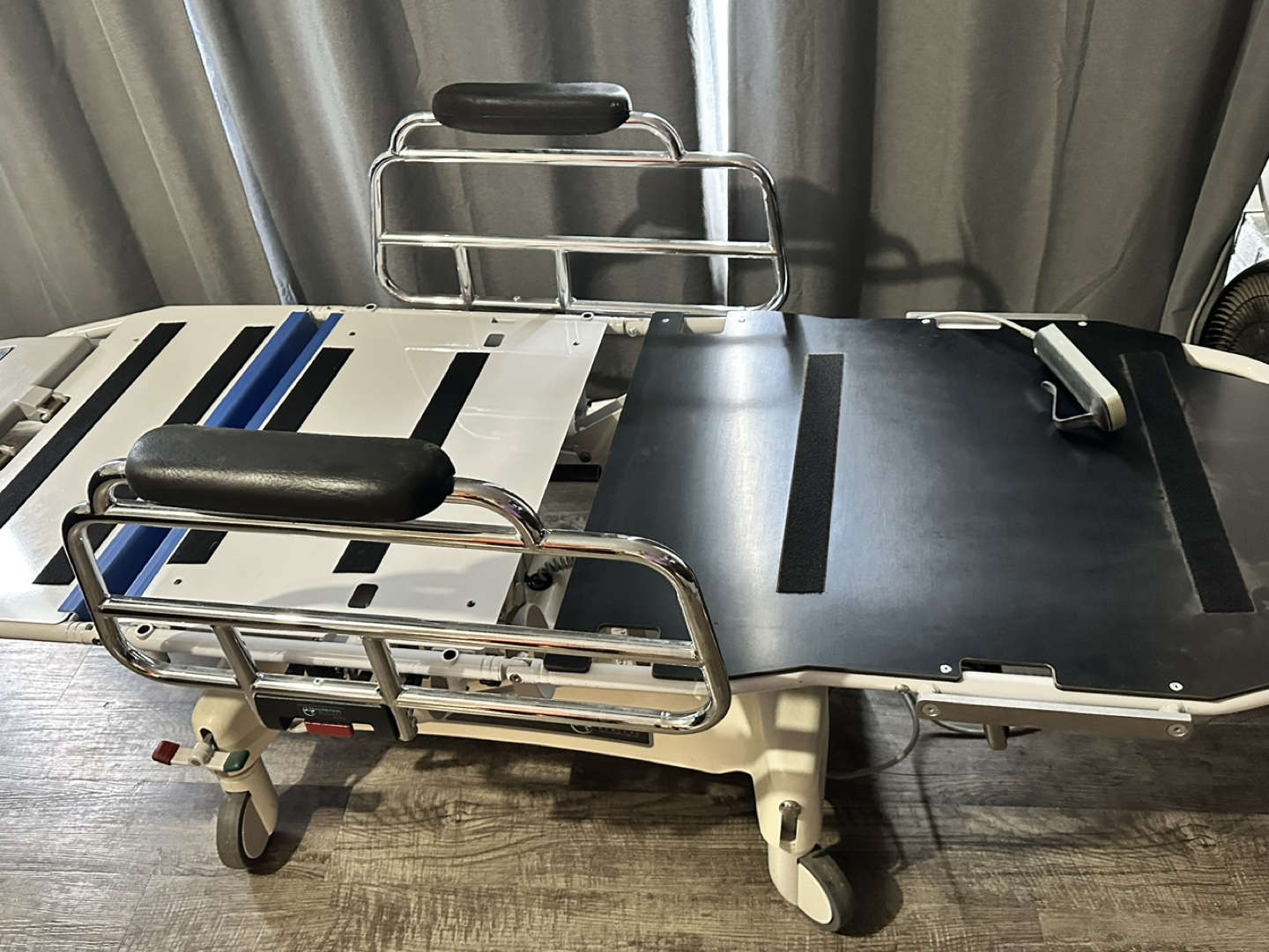 Used Stryker Stretcher/Patient Transport Chair - photo 4